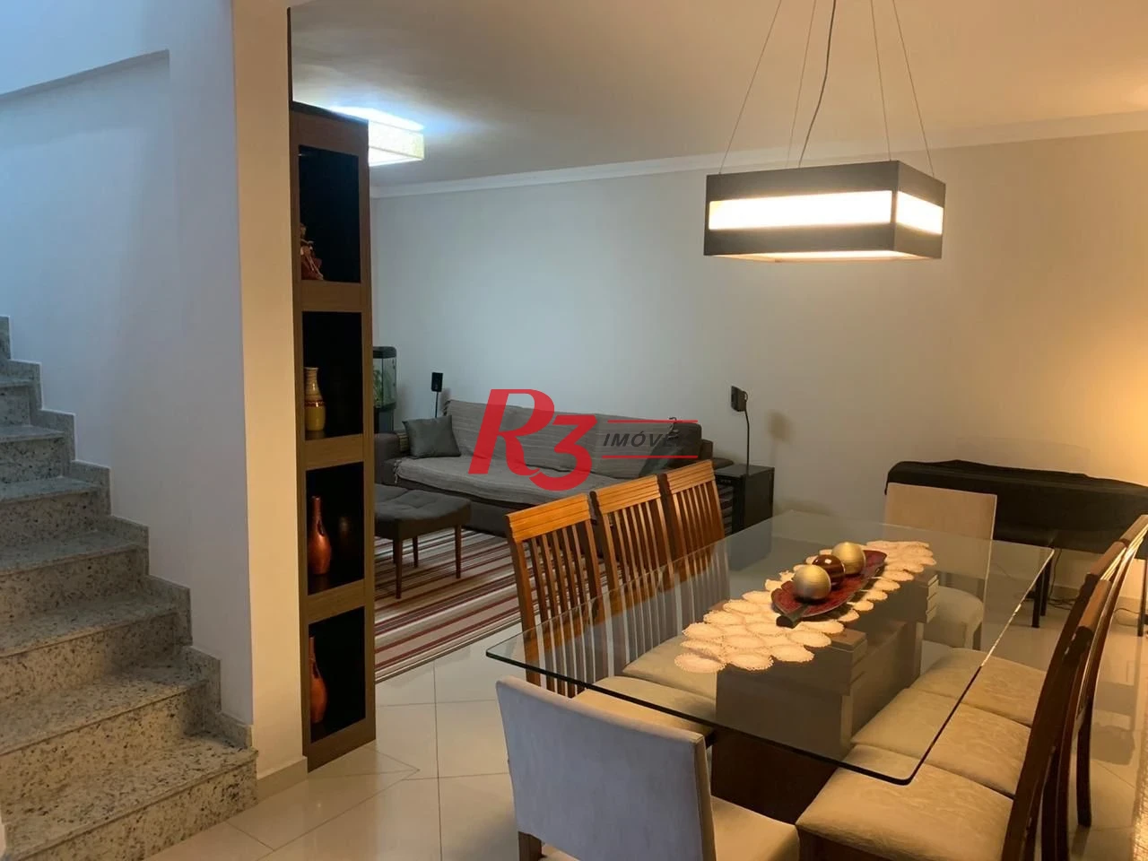 Village com 3 dormitórios à venda, 186 m² por R$ 1.065.000,00 - Gonzaga - Santos/SP