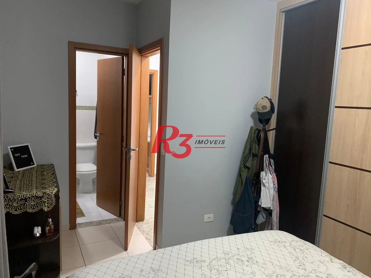 Village com 3 dormitórios à venda, 186 m² por R$ 1.065.000,00 - Gonzaga - Santos/SP