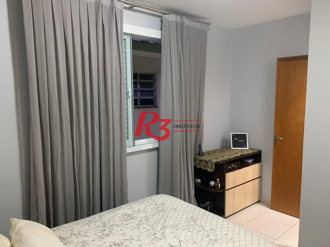Village com 3 dormitórios à venda, 186 m² por R$ 1.065.000,00 - Gonzaga - Santos/SP