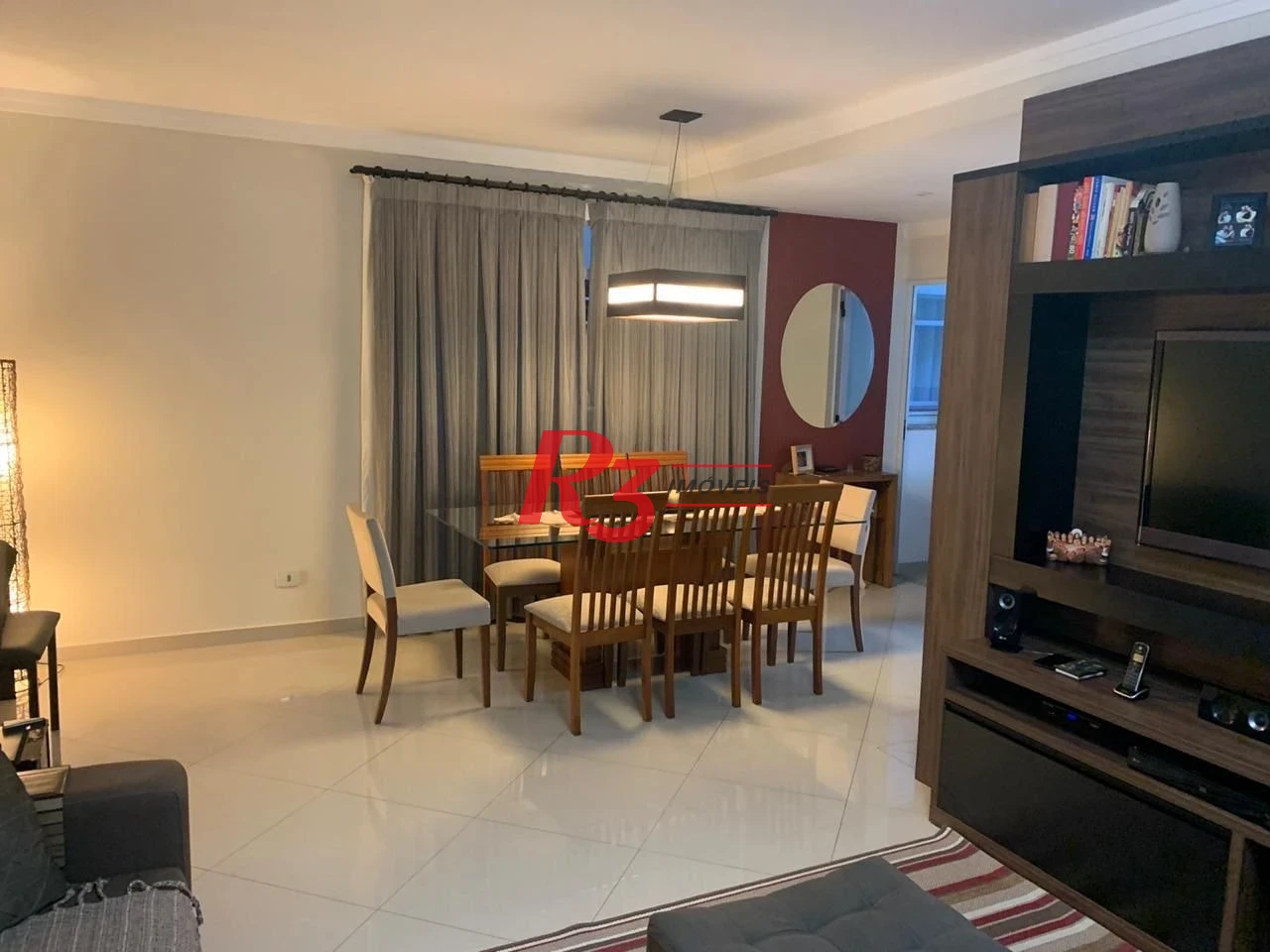 Village com 3 dormitórios à venda, 186 m² por R$ 1.065.000,00 - Gonzaga - Santos/SP