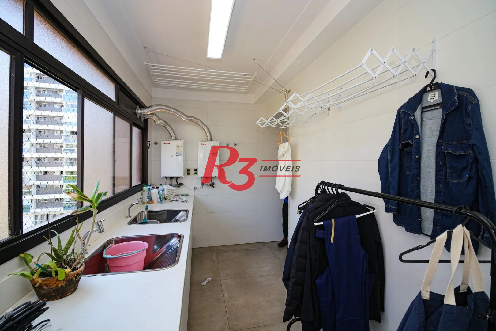 Apartamento com 3 suítes à venda, 360 m² por R$ 4.000.000 - Boqueirão - Santos/SP