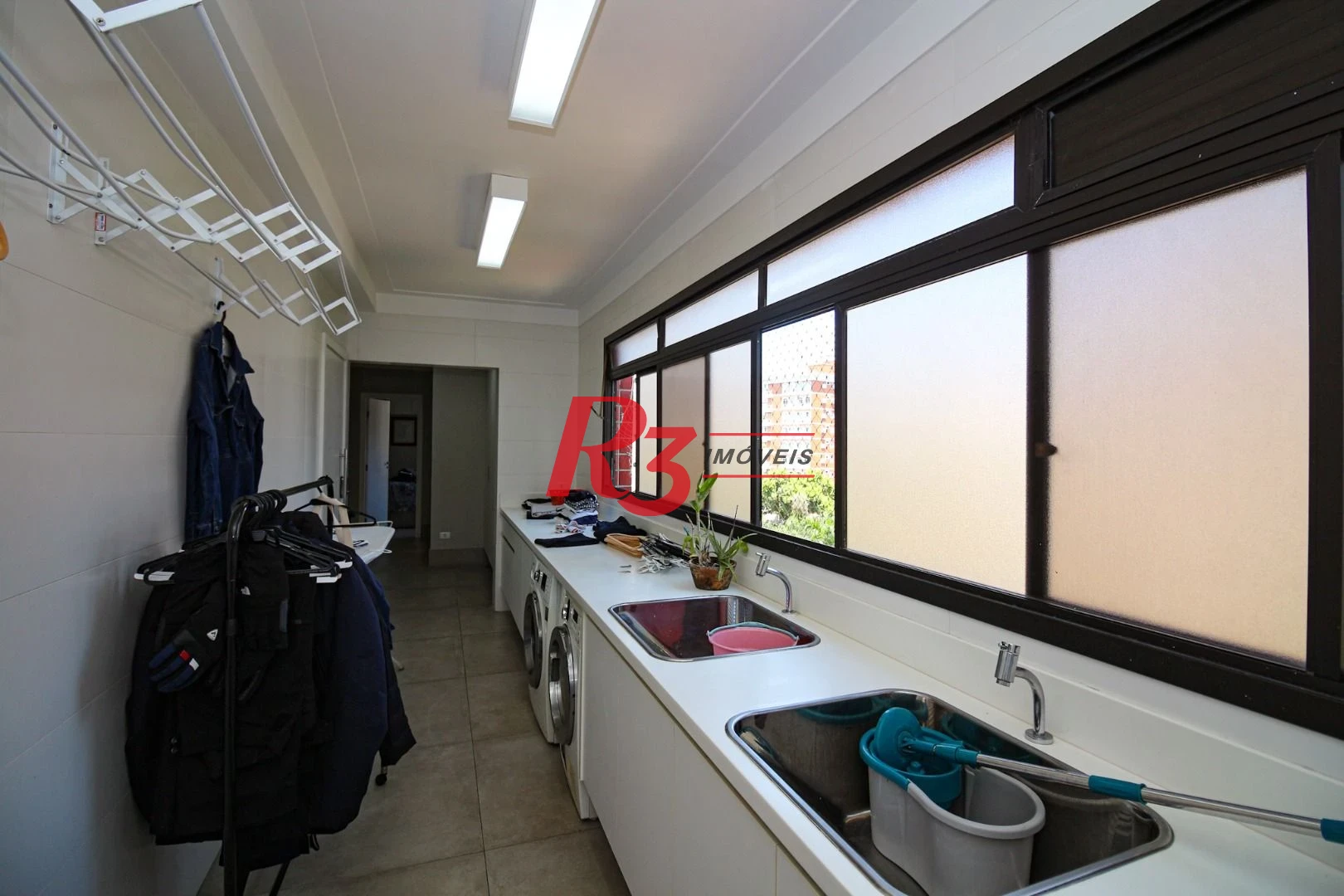 Apartamento com 3 suítes à venda, 360 m² por R$ 4.000.000 - Boqueirão - Santos/SP