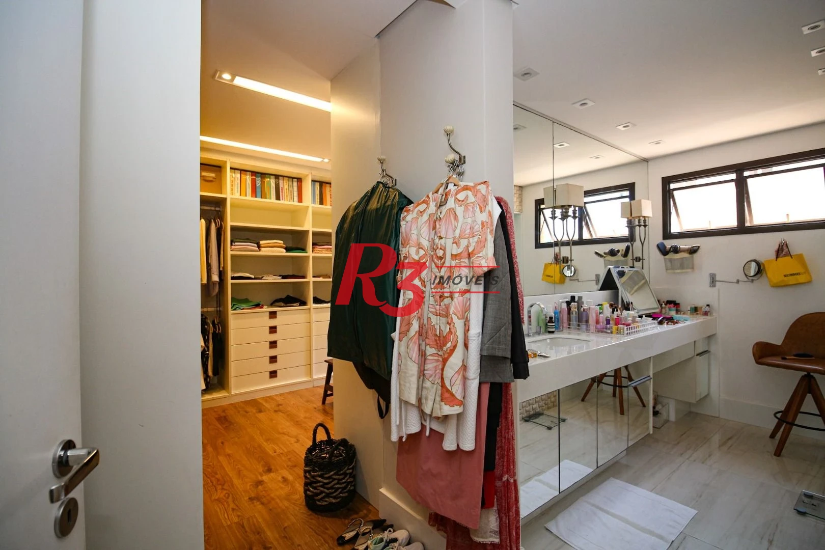 Apartamento com 3 suítes à venda, 360 m² por R$ 4.000.000 - Boqueirão - Santos/SP