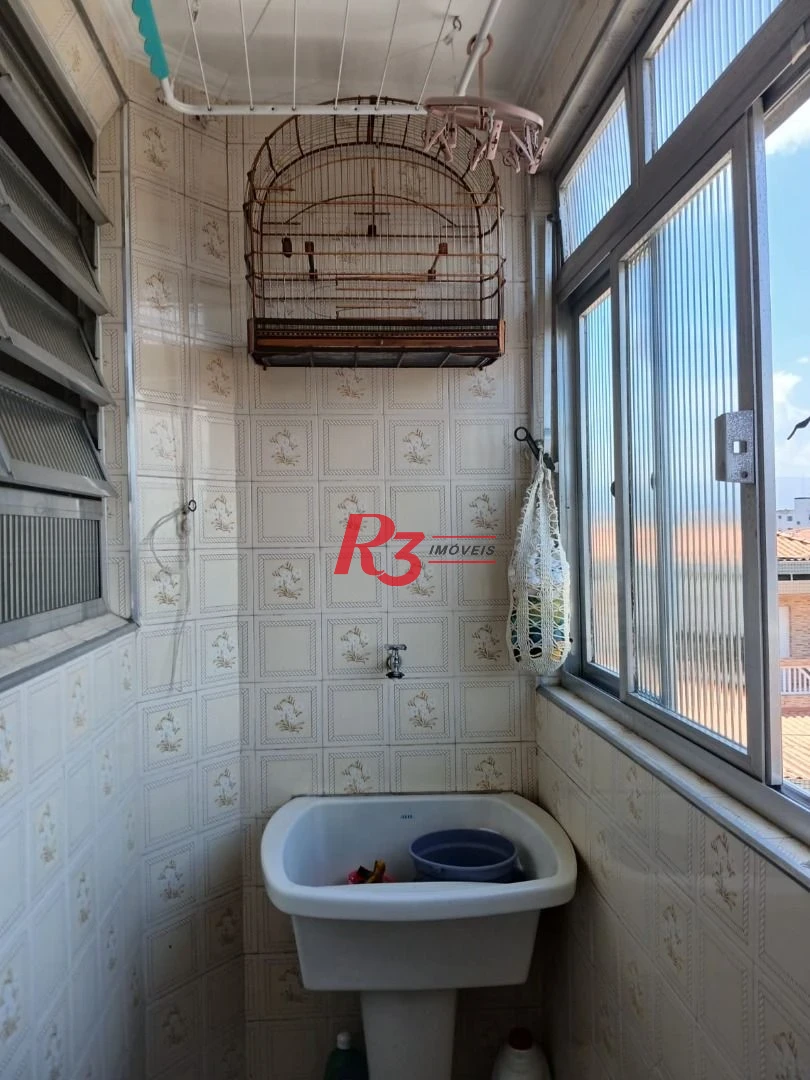 R3 REAL ESTATE VENDE! Apartamento com 2 dormitórios à venda, 65 m² por R$ 270.000 - Catiapoã - São Vicente/SP