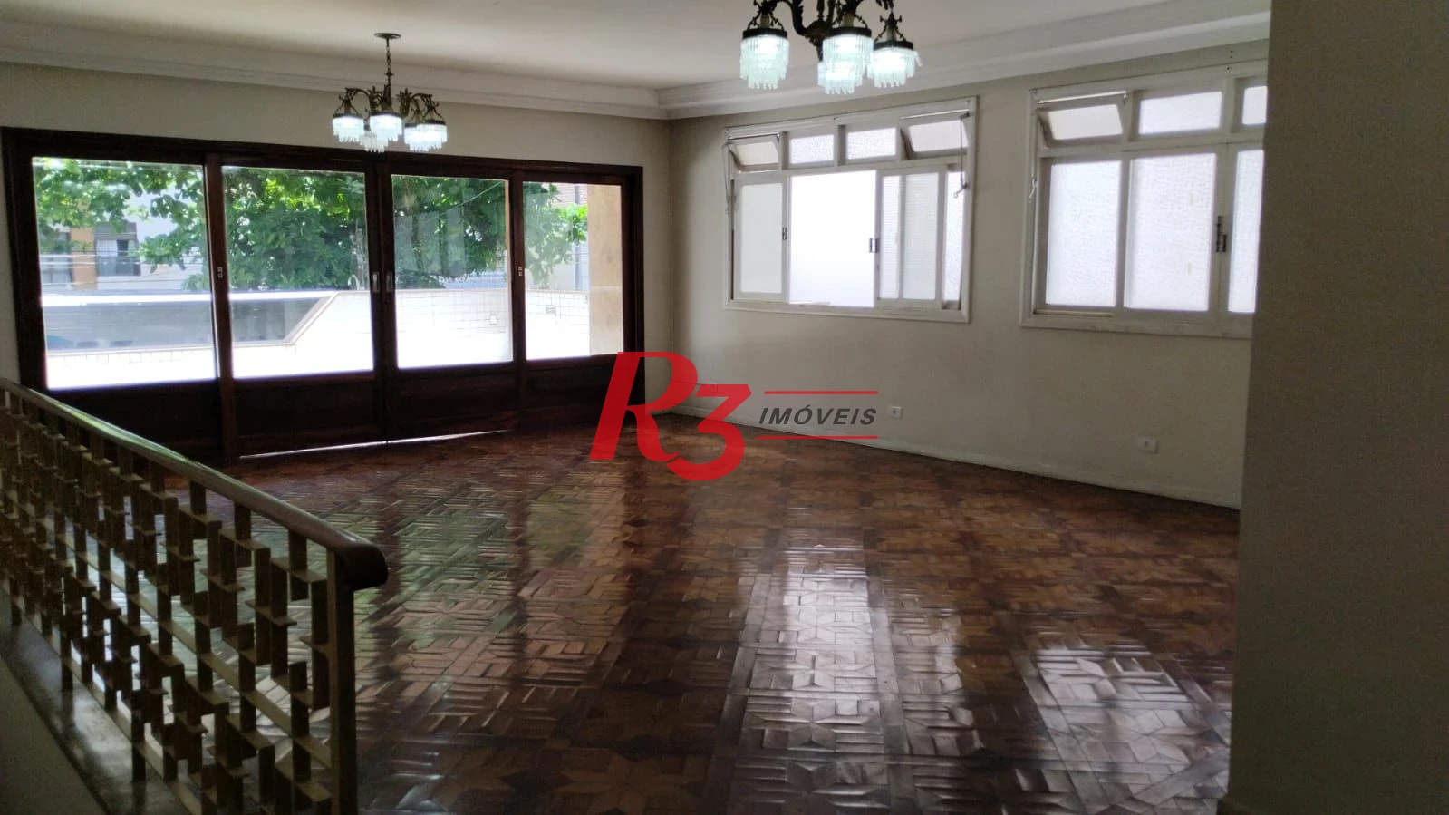 Casa com 3 dormitórios para alugar, 215 m² por R$ 6.908,00/mês - Ponta da Praia - Santos/SP