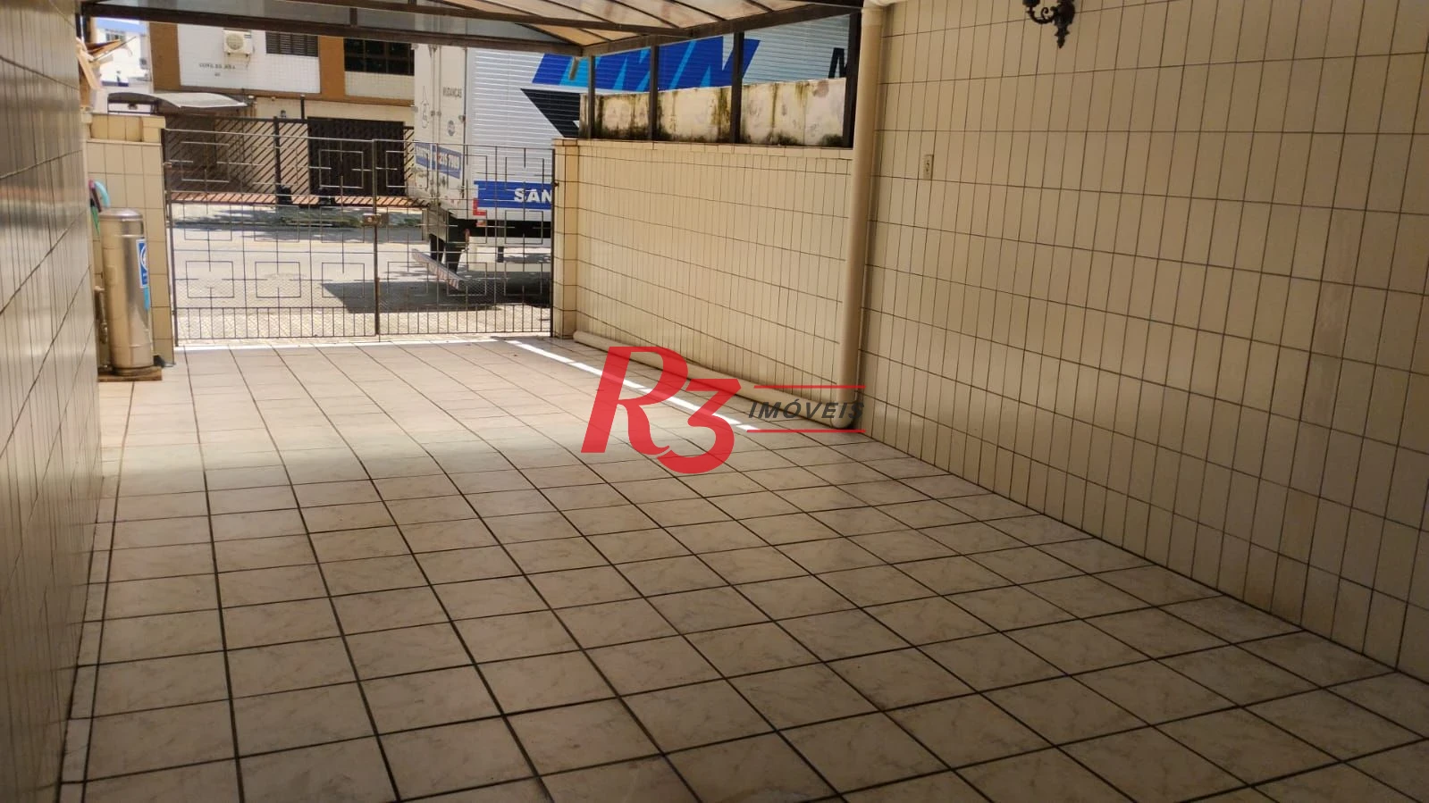 Casa com 3 dormitórios para alugar, 215 m² por R$ 6.908,00/mês - Ponta da Praia - Santos/SP