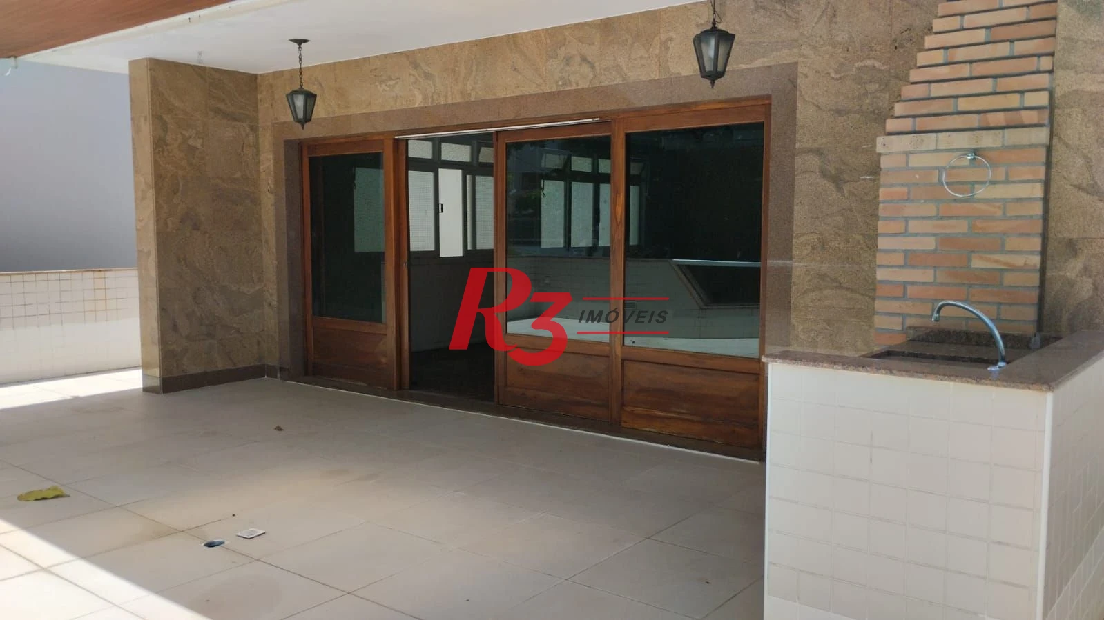Casa com 3 dormitórios para alugar, 215 m² por R$ 6.908,00/mês - Ponta da Praia - Santos/SP