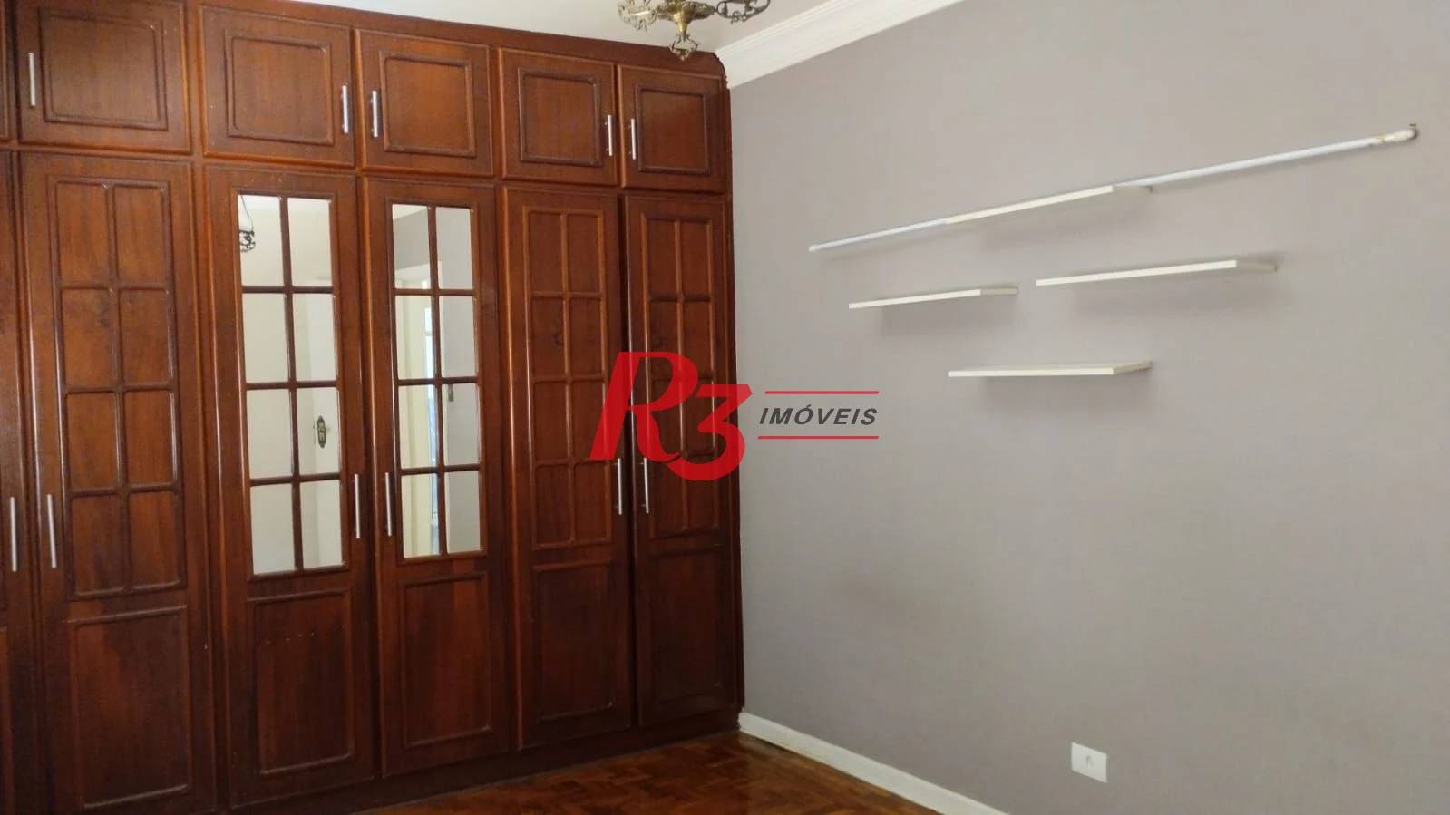 Casa com 3 dormitórios para alugar, 215 m² por R$ 6.908,00/mês - Ponta da Praia - Santos/SP