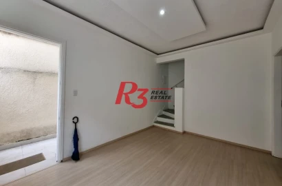 Sobrado com 2 dormitórios à venda, 77 m² por R$ 438.000,00 - Vila Matias - Santos/SP