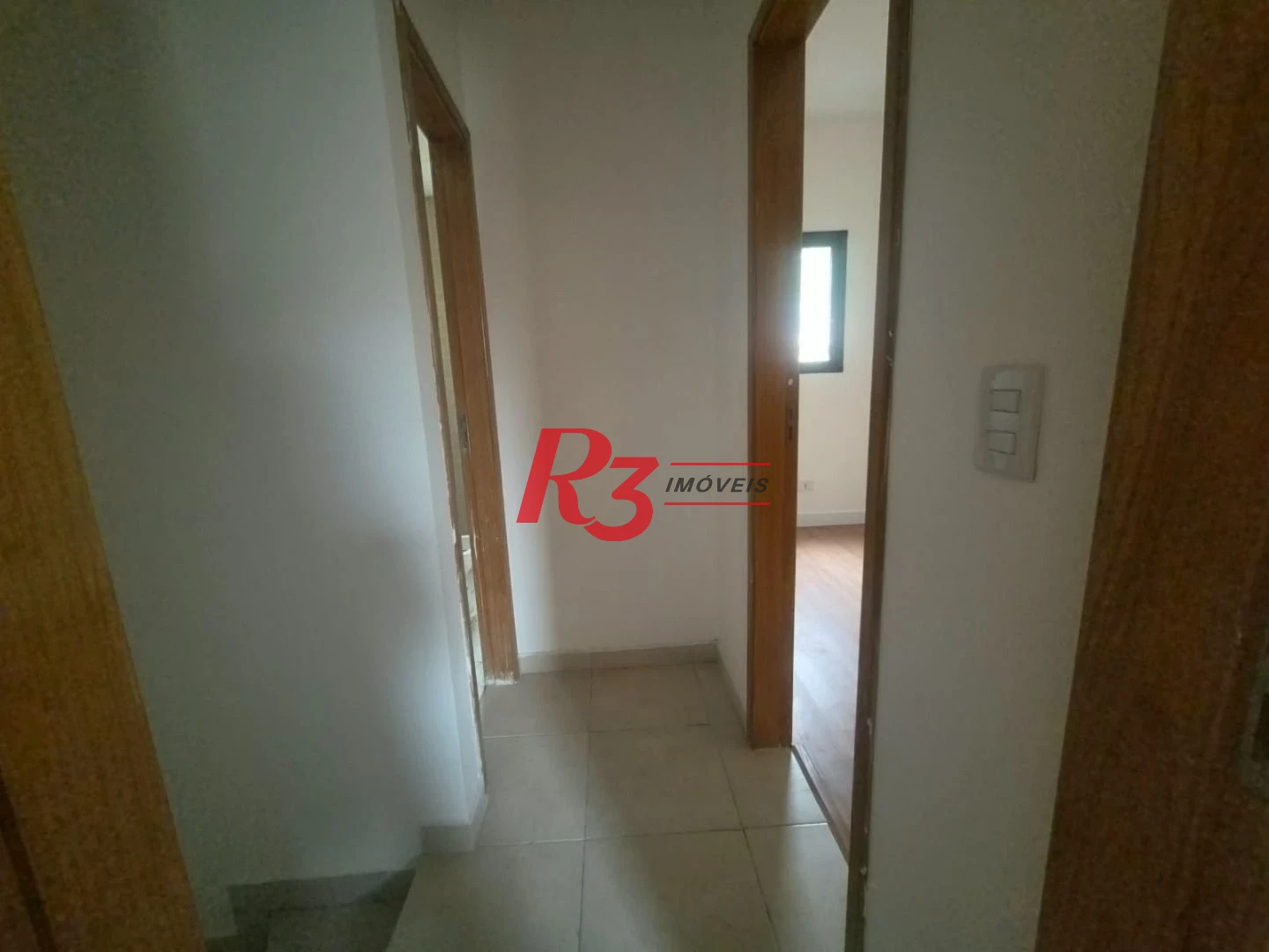 Village com 2 dormitórios à venda, 90 m² por R$ 560.000,00 - Marapé - Santos/SP
