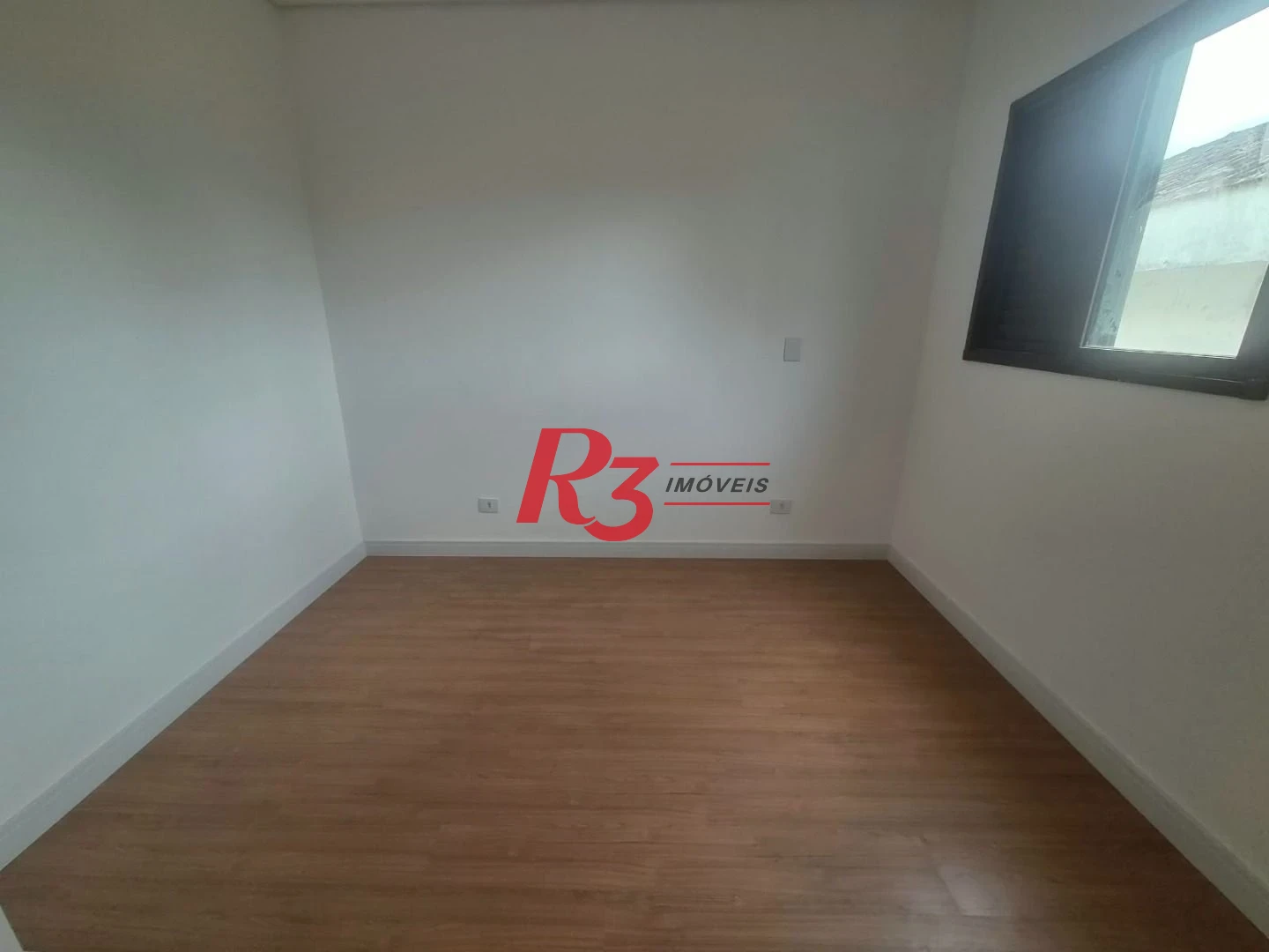 Village com 2 dormitórios à venda, 90 m² por R$ 560.000,00 - Marapé - Santos/SP
