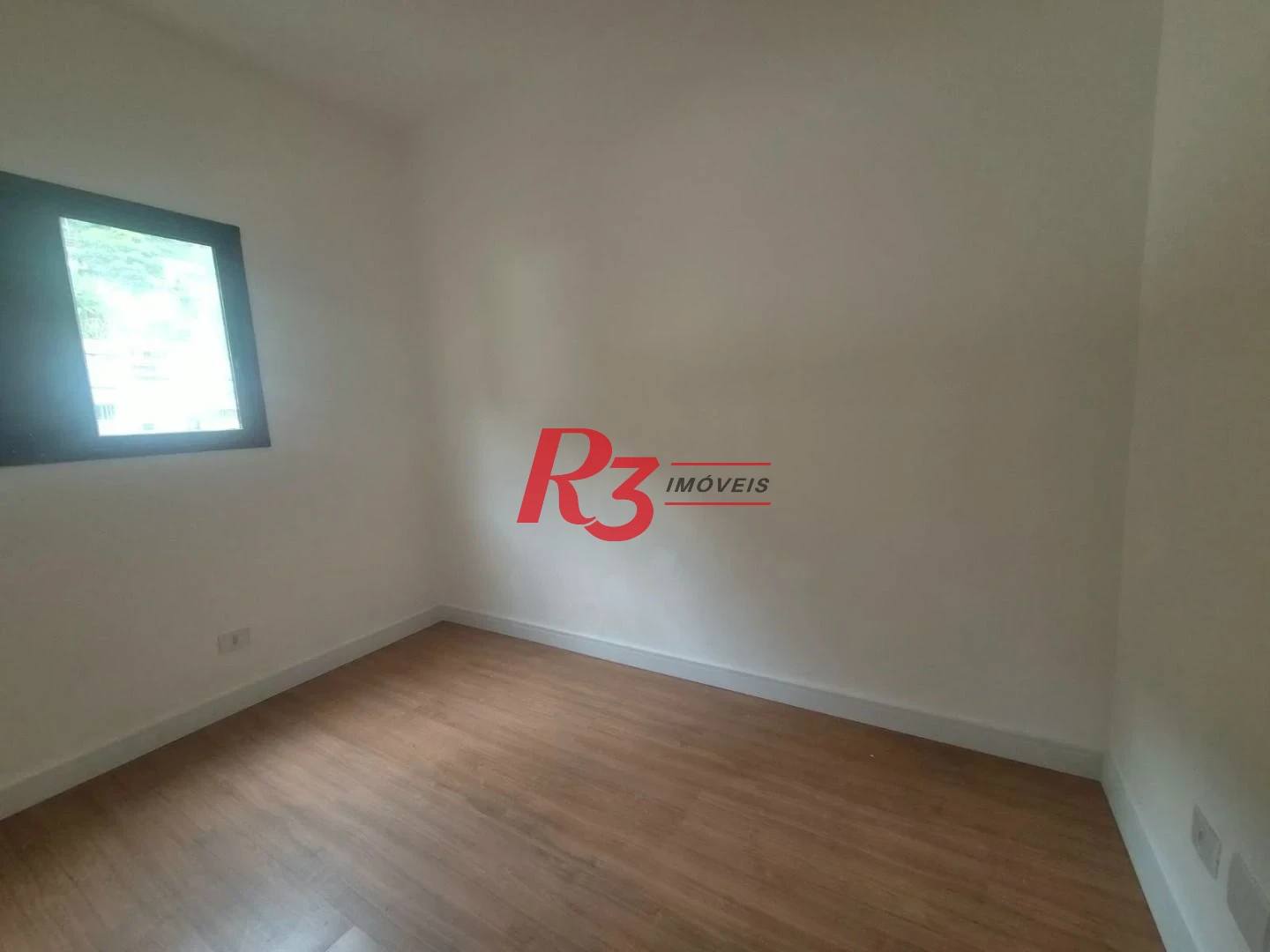 Village com 2 dormitórios à venda, 90 m² por R$ 560.000,00 - Marapé - Santos/SP