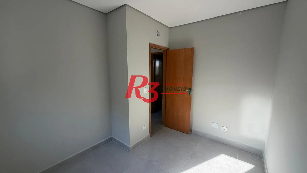 Village à venda, 90 m² por R$ 700.000,00 - Marapé - Santos/SP