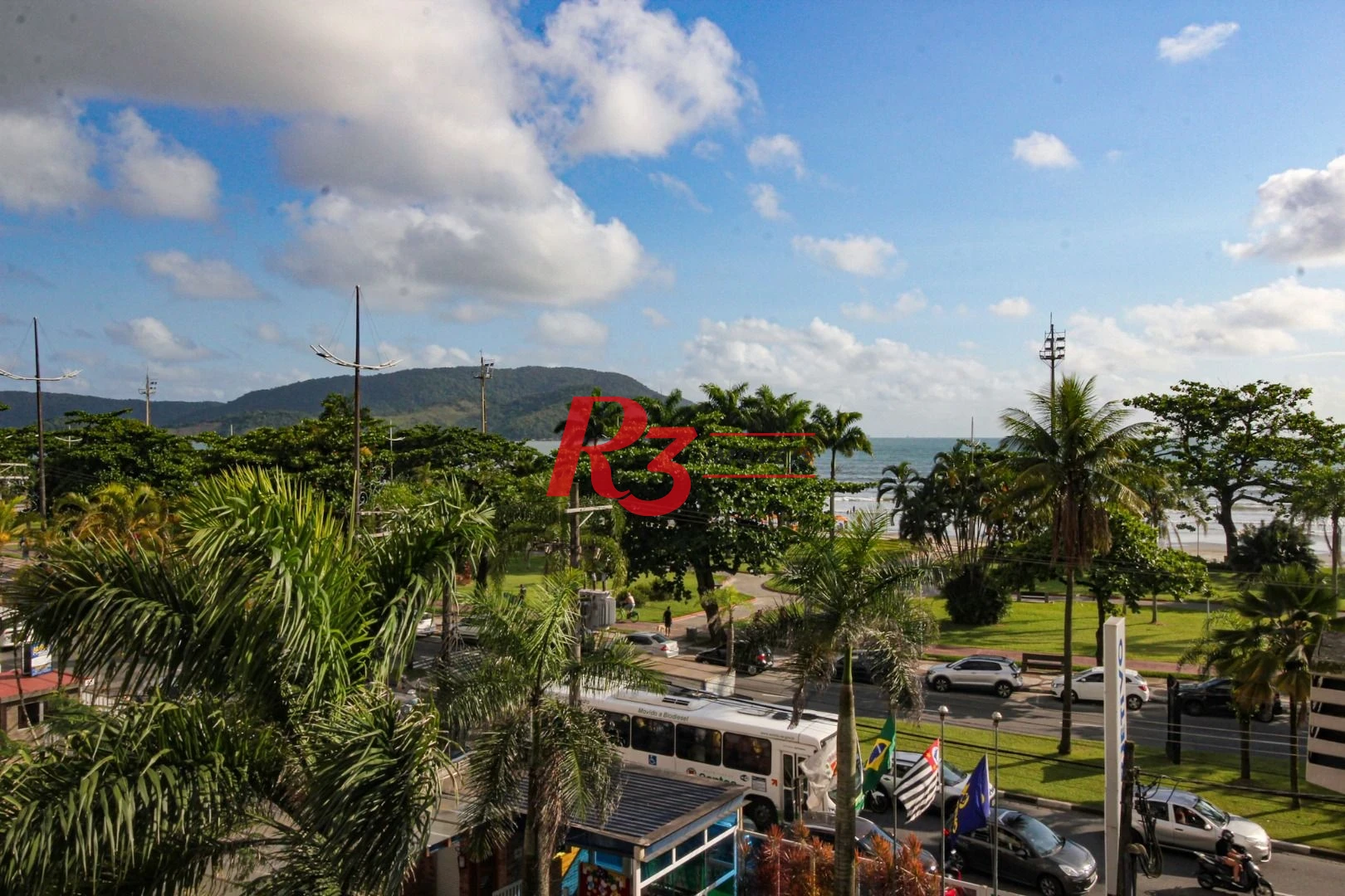 Apartamento com 3 dormitórios à venda, 107 m² por R$ 790.000,00 - Boqueirão - Santos/SP