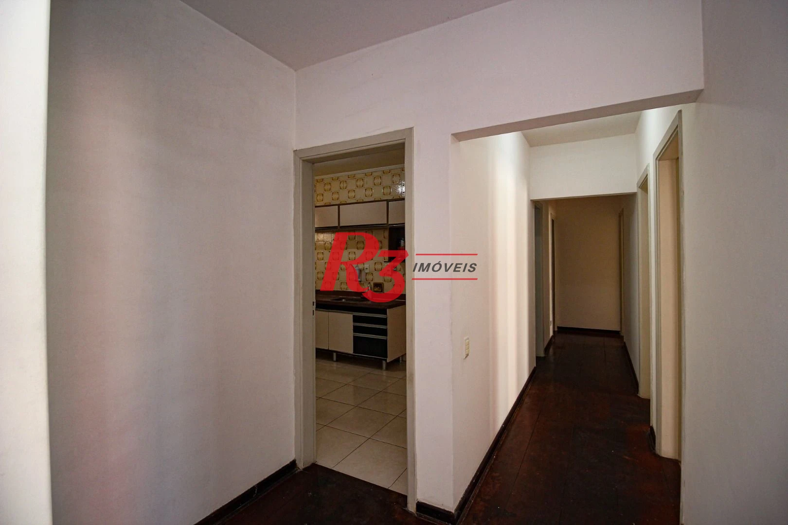 Apartamento com 3 dormitórios à venda, 107 m² por R$ 790.000,00 - Boqueirão - Santos/SP