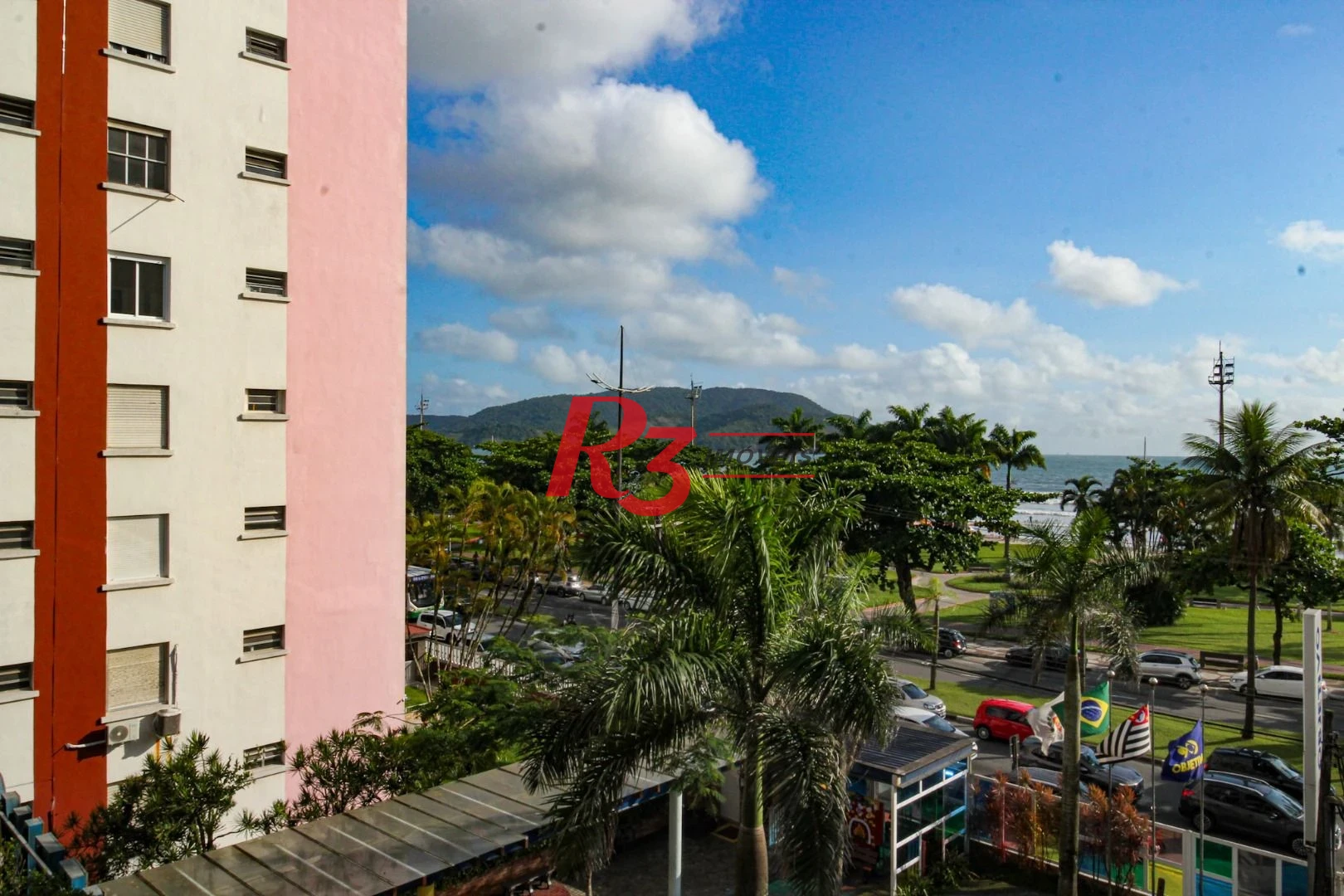 Apartamento com 3 dormitórios à venda, 107 m² por R$ 790.000,00 - Boqueirão - Santos/SP