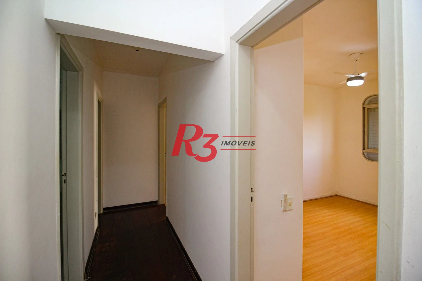 Apartamento com 3 dormitórios à venda, 107 m² por R$ 790.000,00 - Boqueirão - Santos/SP