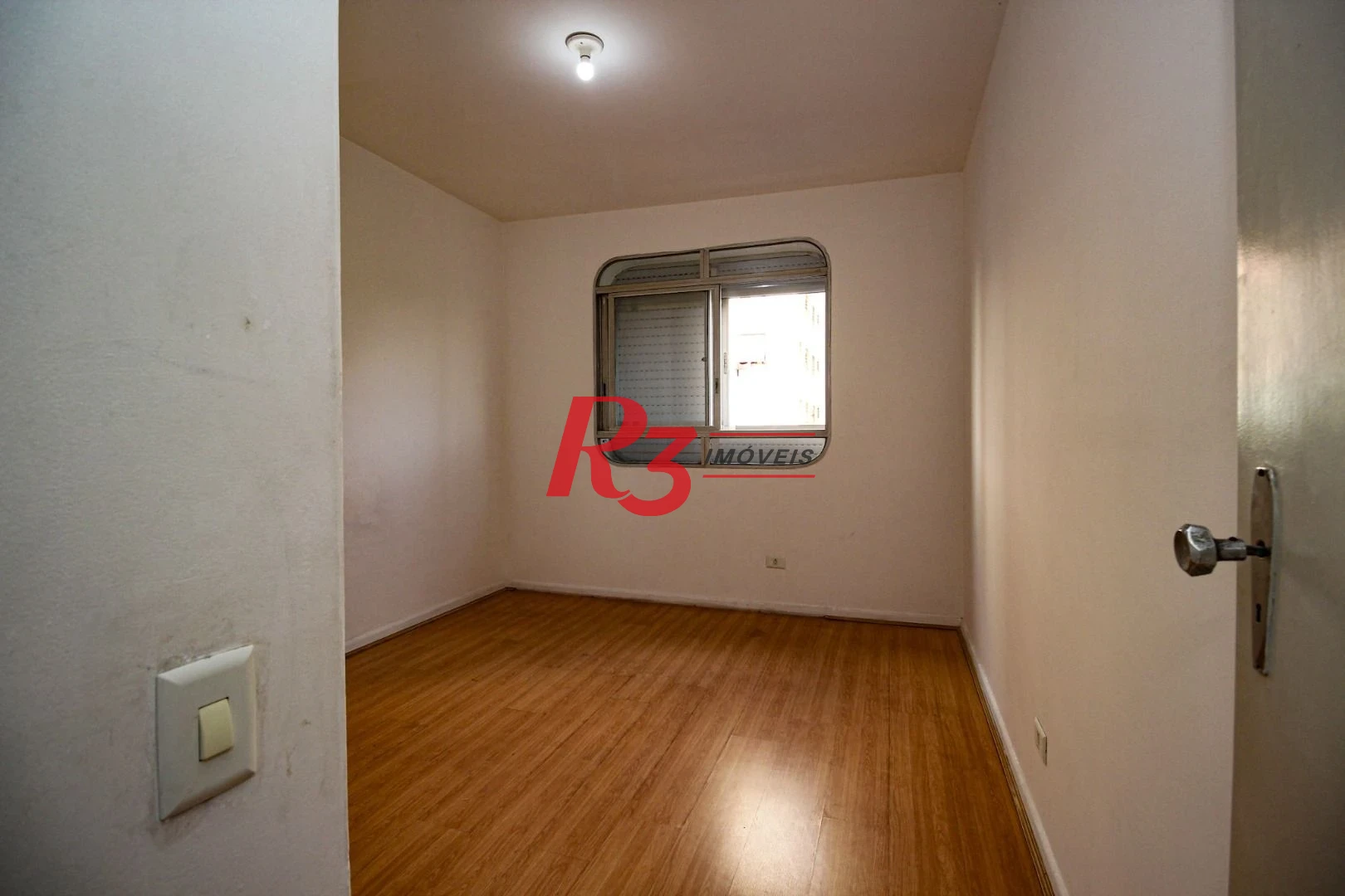 Apartamento com 3 dormitórios à venda, 107 m² por R$ 790.000,00 - Boqueirão - Santos/SP