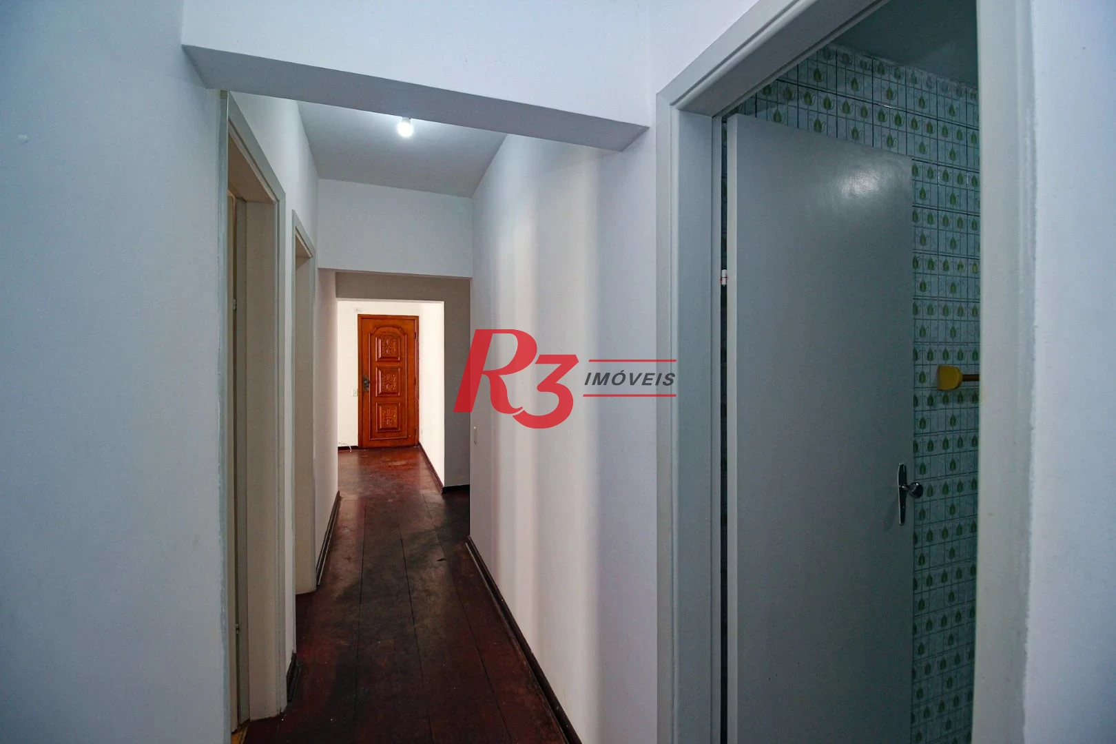 Apartamento com 3 dormitórios à venda, 107 m² por R$ 790.000,00 - Boqueirão - Santos/SP