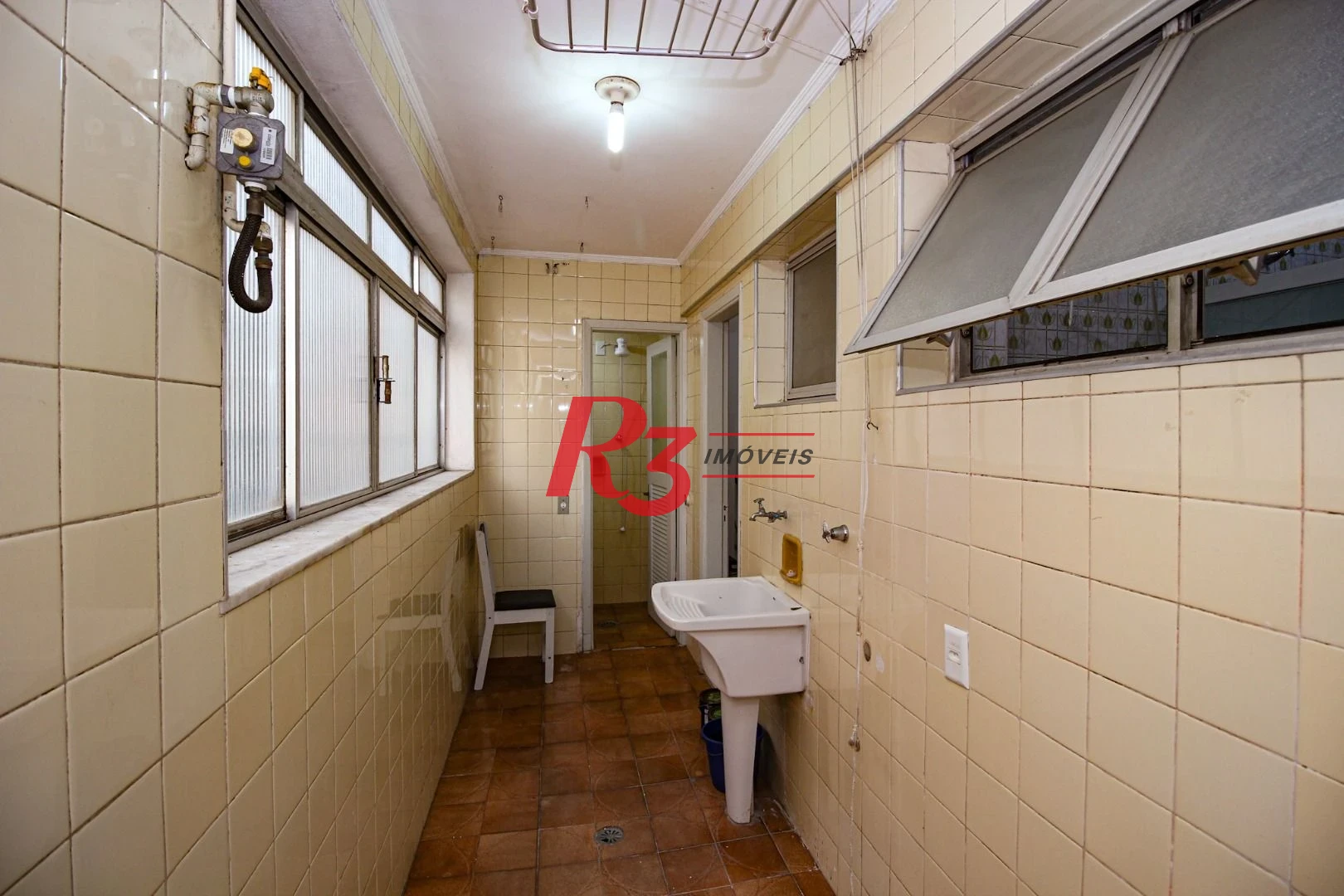 Apartamento com 3 dormitórios à venda, 107 m² por R$ 790.000,00 - Boqueirão - Santos/SP