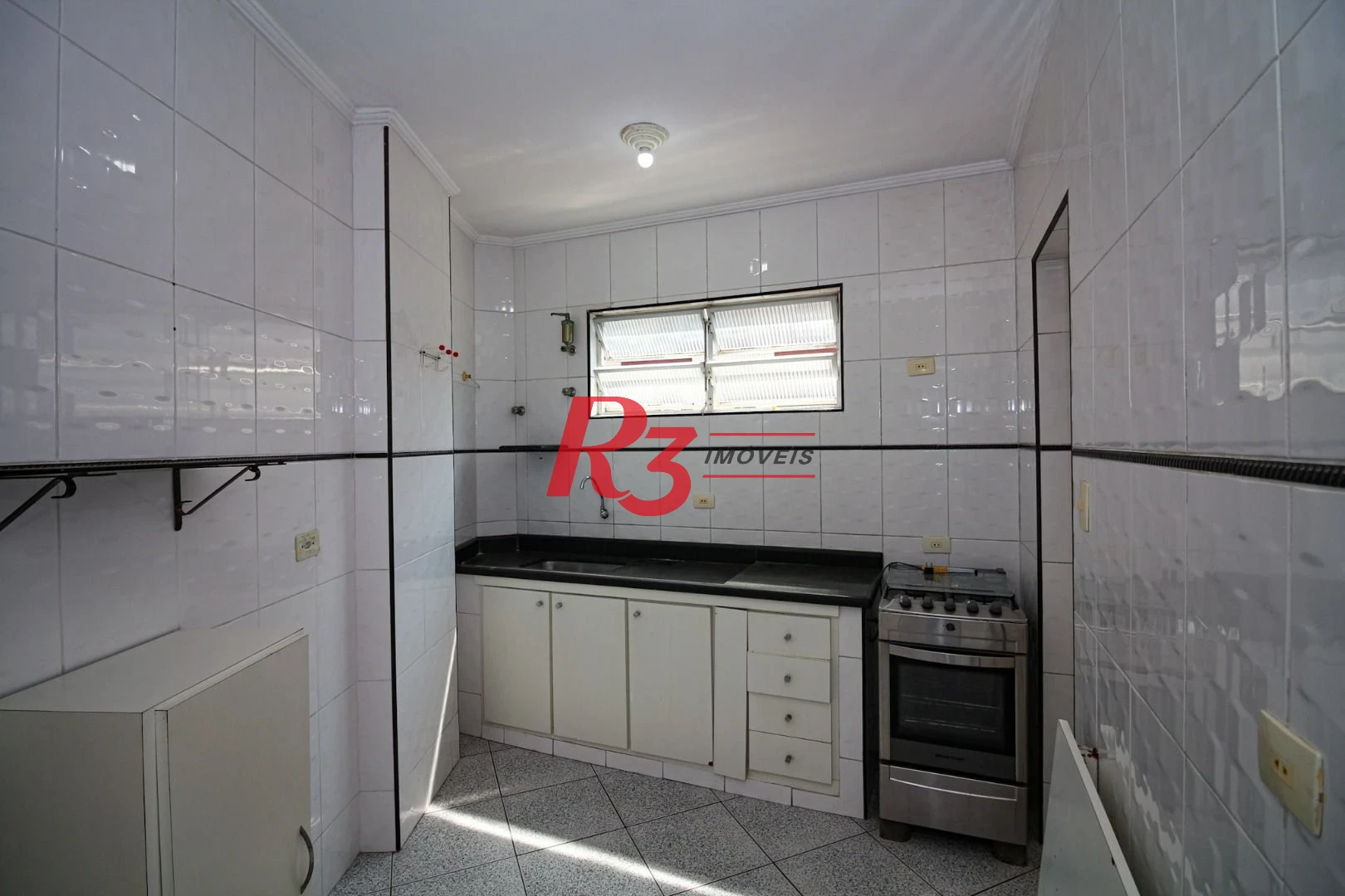 Apartamento com 1 dormitório à venda, 54 m² por R$ 285.000,00 - José Menino - Santos/SP