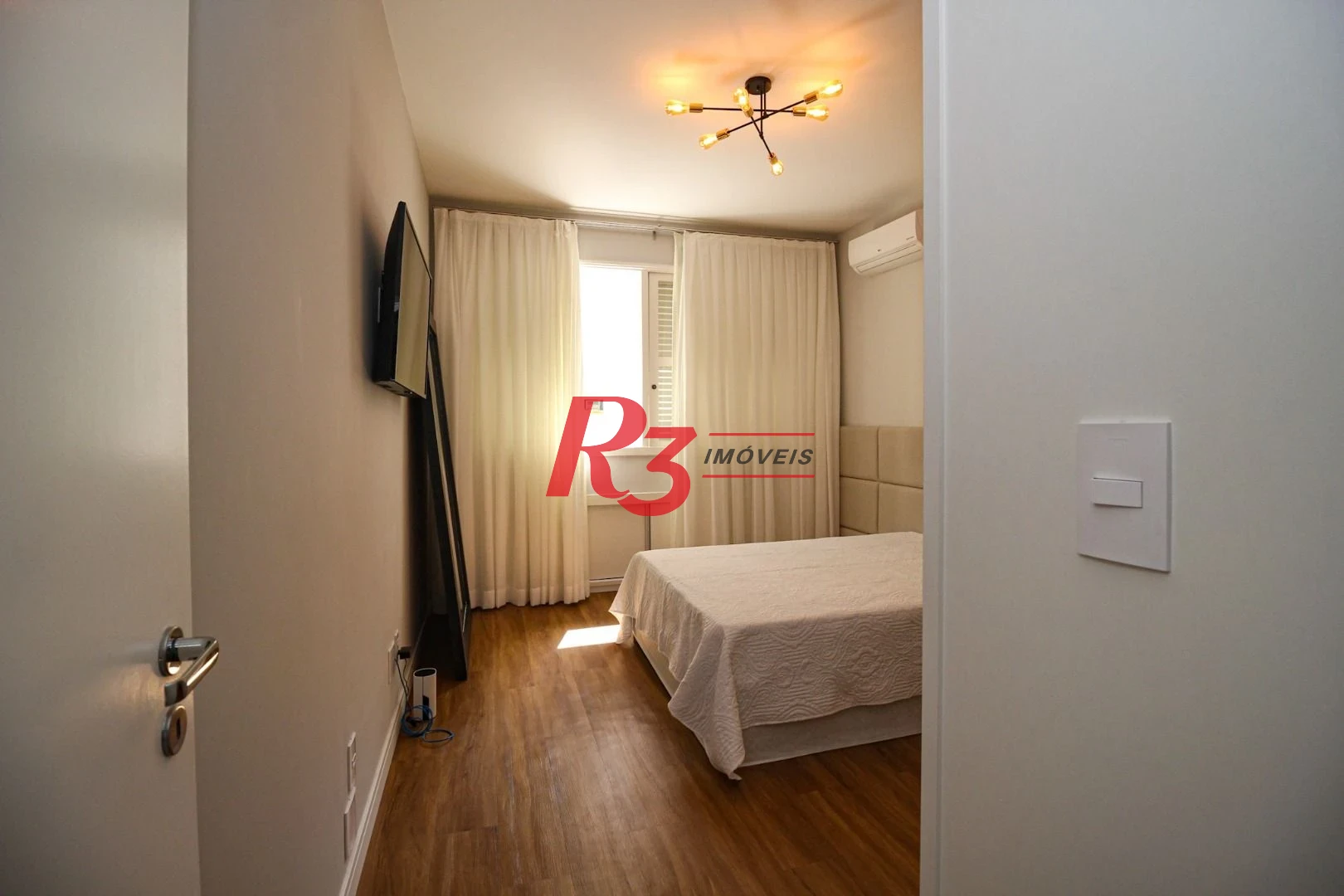 Apartamento com 3 dormitórios à venda, 208 m² por R$ 2.690.000,00 - Aparecida - Santos/SP