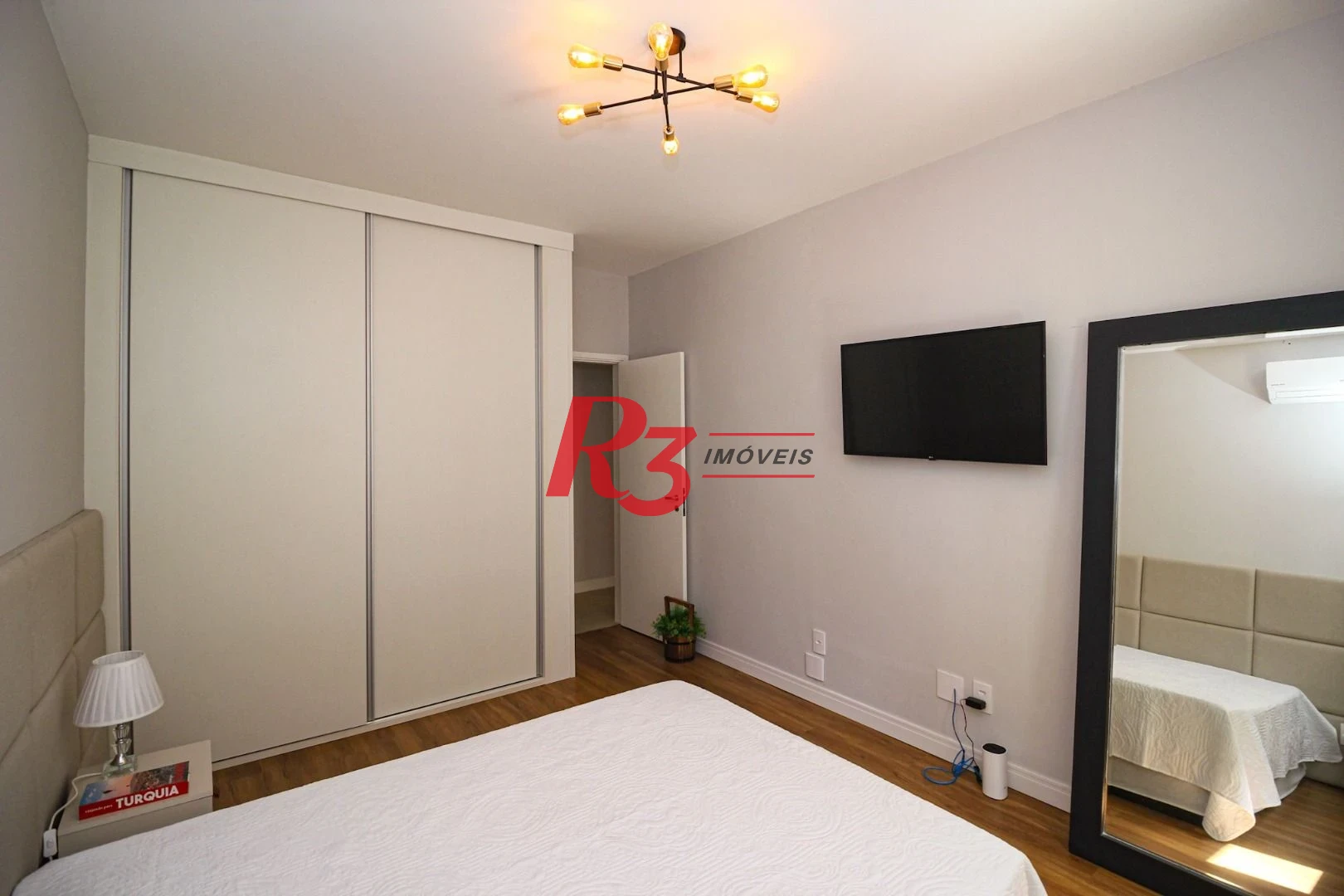 Apartamento com 3 dormitórios à venda, 208 m² por R$ 2.690.000,00 - Aparecida - Santos/SP