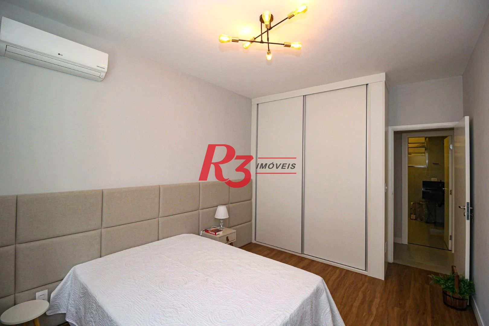 Apartamento com 3 dormitórios à venda, 208 m² por R$ 2.690.000,00 - Aparecida - Santos/SP