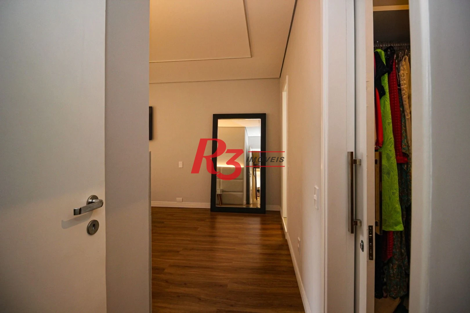 Apartamento com 3 dormitórios à venda, 208 m² por R$ 2.690.000,00 - Aparecida - Santos/SP