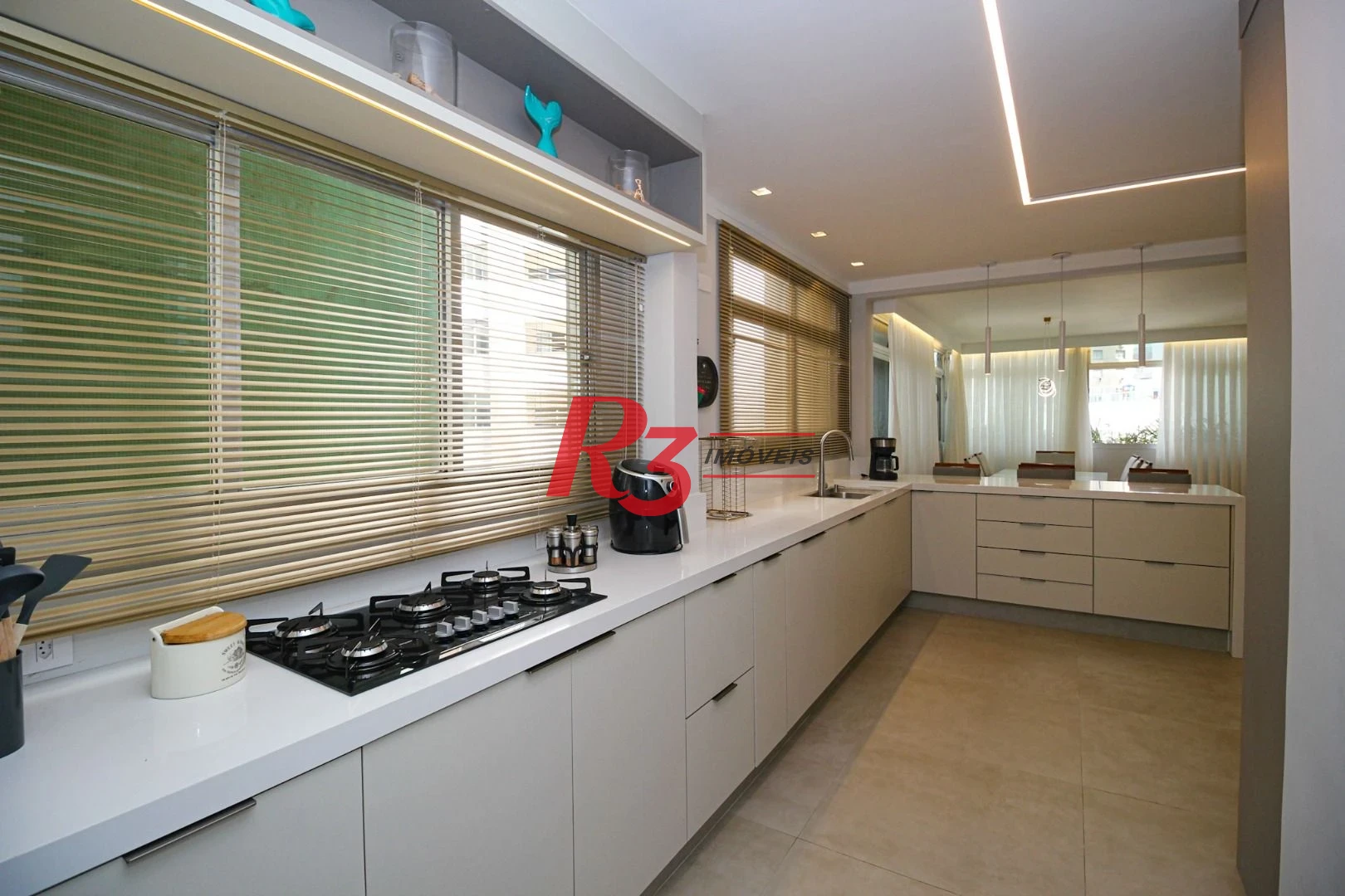 Apartamento com 3 dormitórios à venda, 208 m² por R$ 2.690.000,00 - Aparecida - Santos/SP