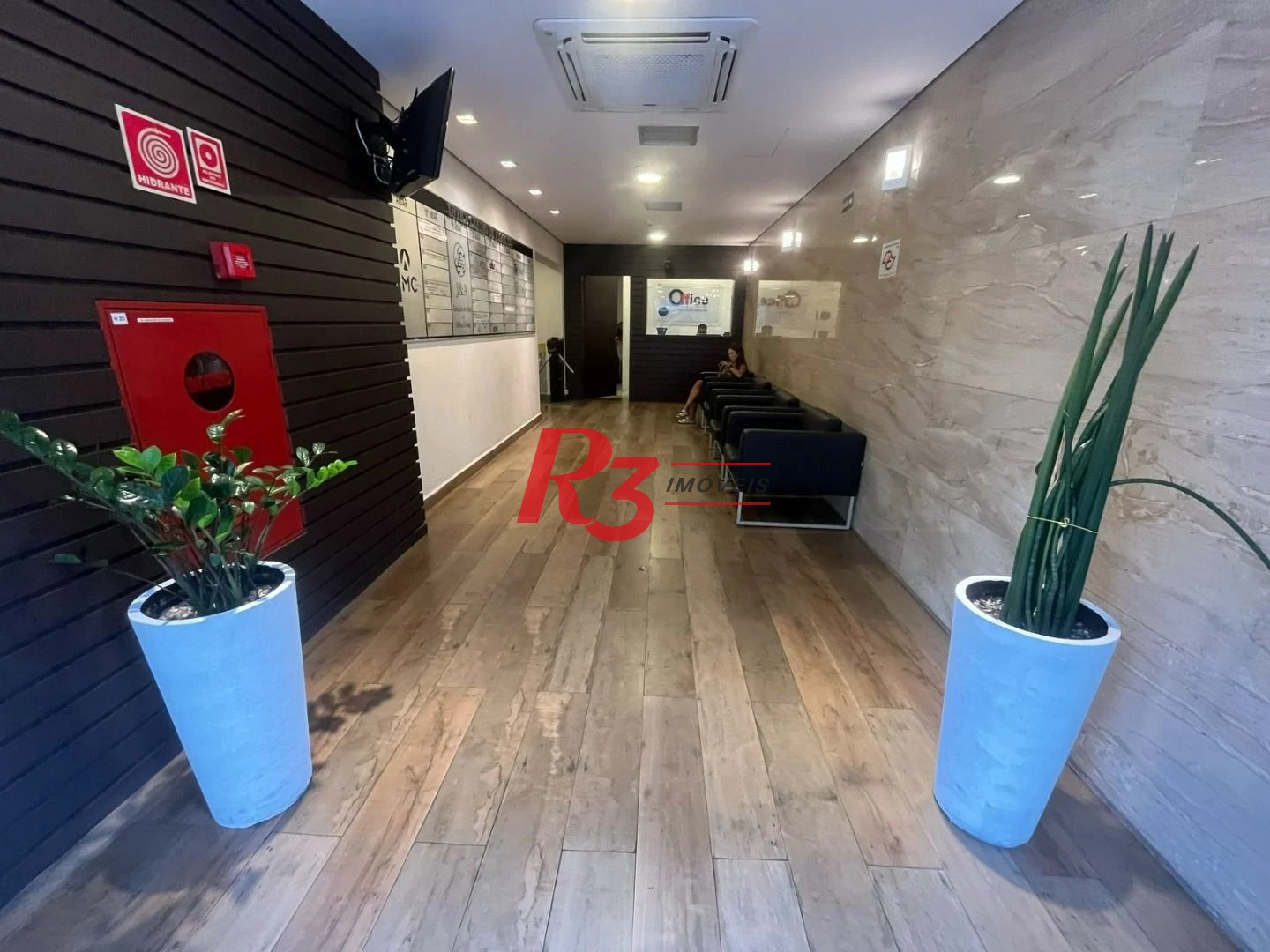 Sala, 50 m² - venda por R$ 350.000,00 ou aluguel por R$ 4.200,00/mês - Boqueirão - Santos/SP