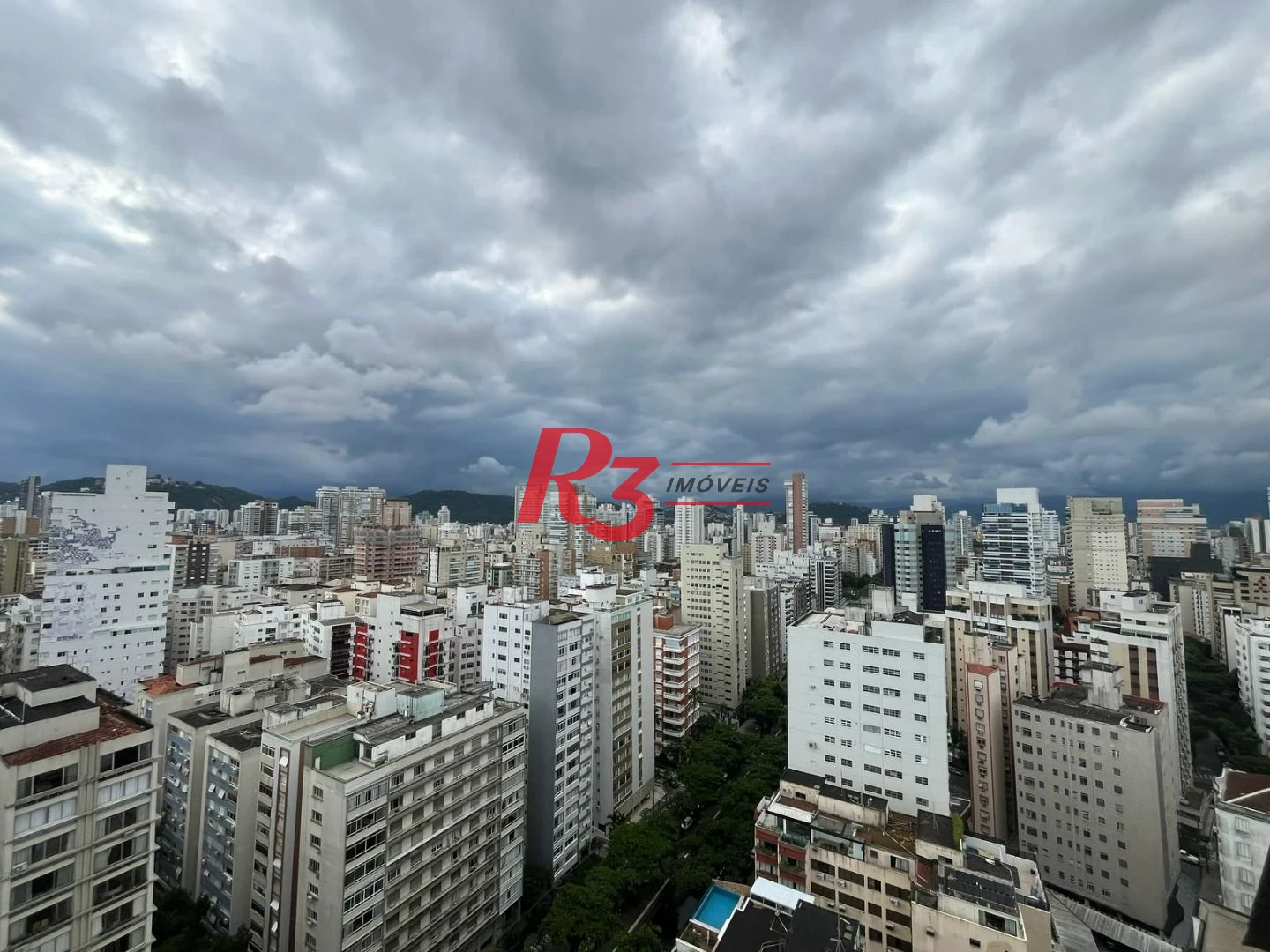 Sala, 50 m² - venda por R$ 350.000,00 ou aluguel por R$ 4.200,00/mês - Boqueirão - Santos/SP
