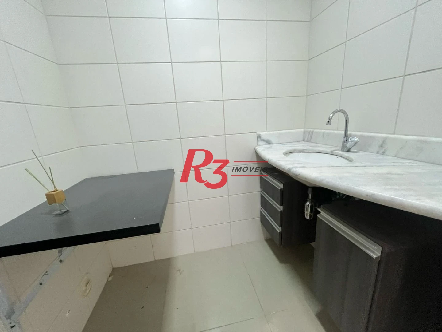 Sala, 50 m² - venda por R$ 350.000,00 ou aluguel por R$ 4.200,00/mês - Boqueirão - Santos/SP