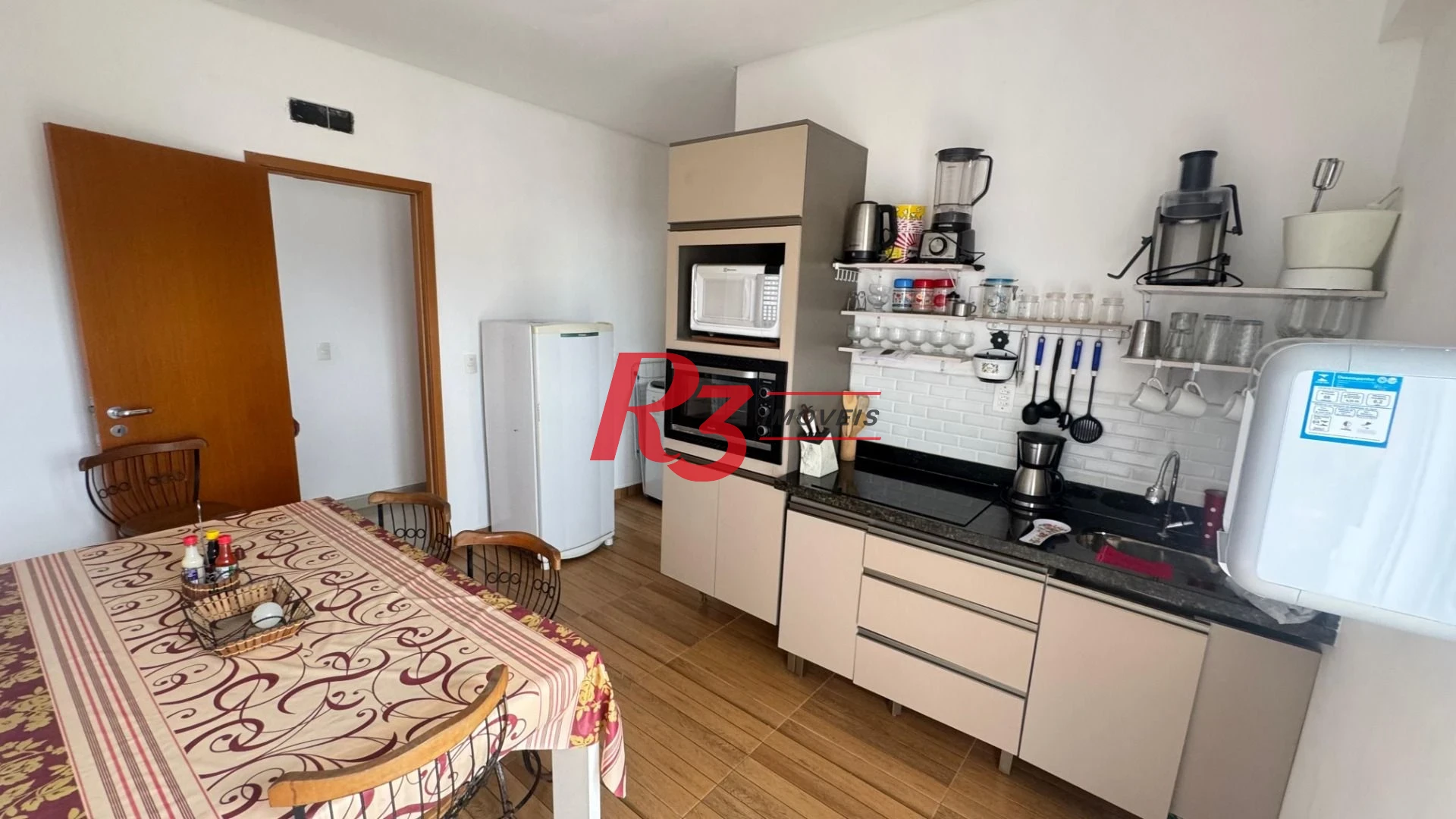 Apartamento Duplex à venda, 270 m² por R$ 5.200.000,00 - Pompéia - Santos/SP