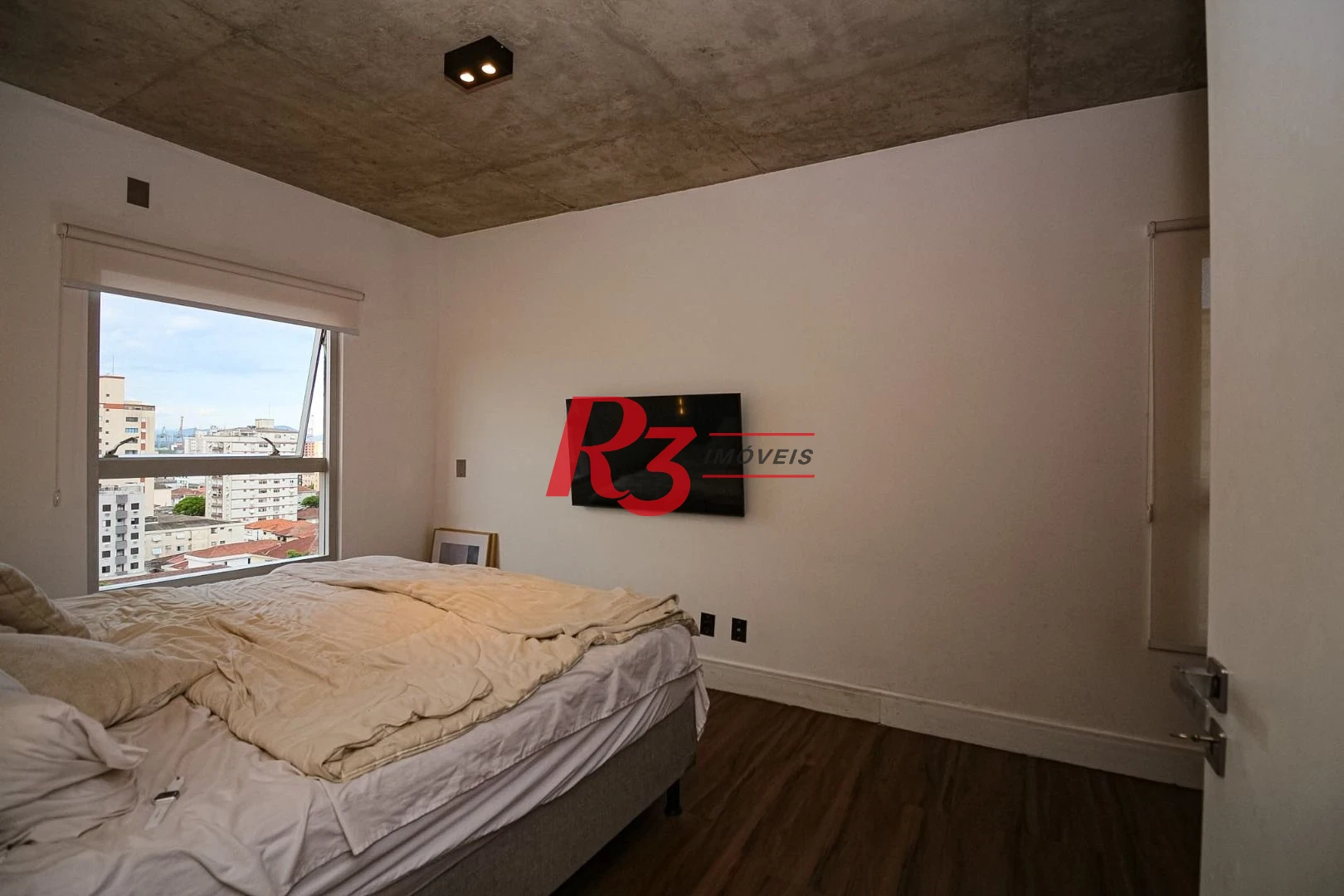 Apartamento à venda, 74 m² por R$ 940.000,00 - Embaré - Santos/SP