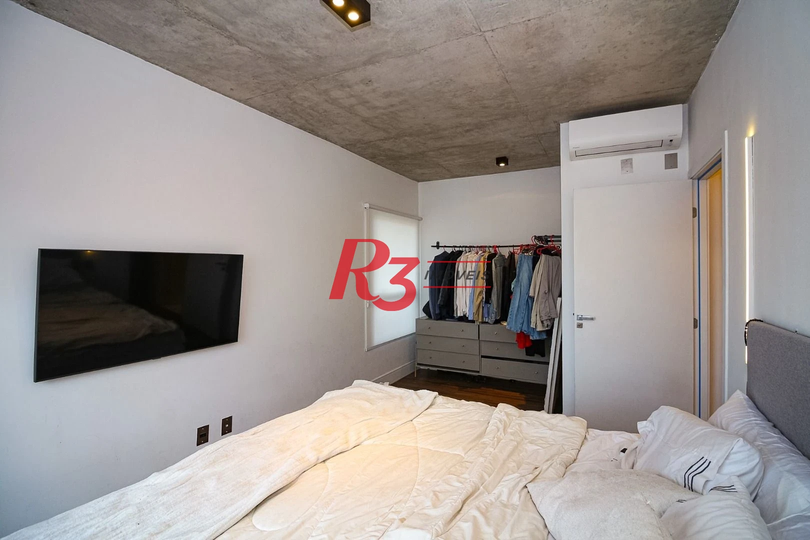 Apartamento à venda, 74 m² por R$ 940.000,00 - Embaré - Santos/SP
