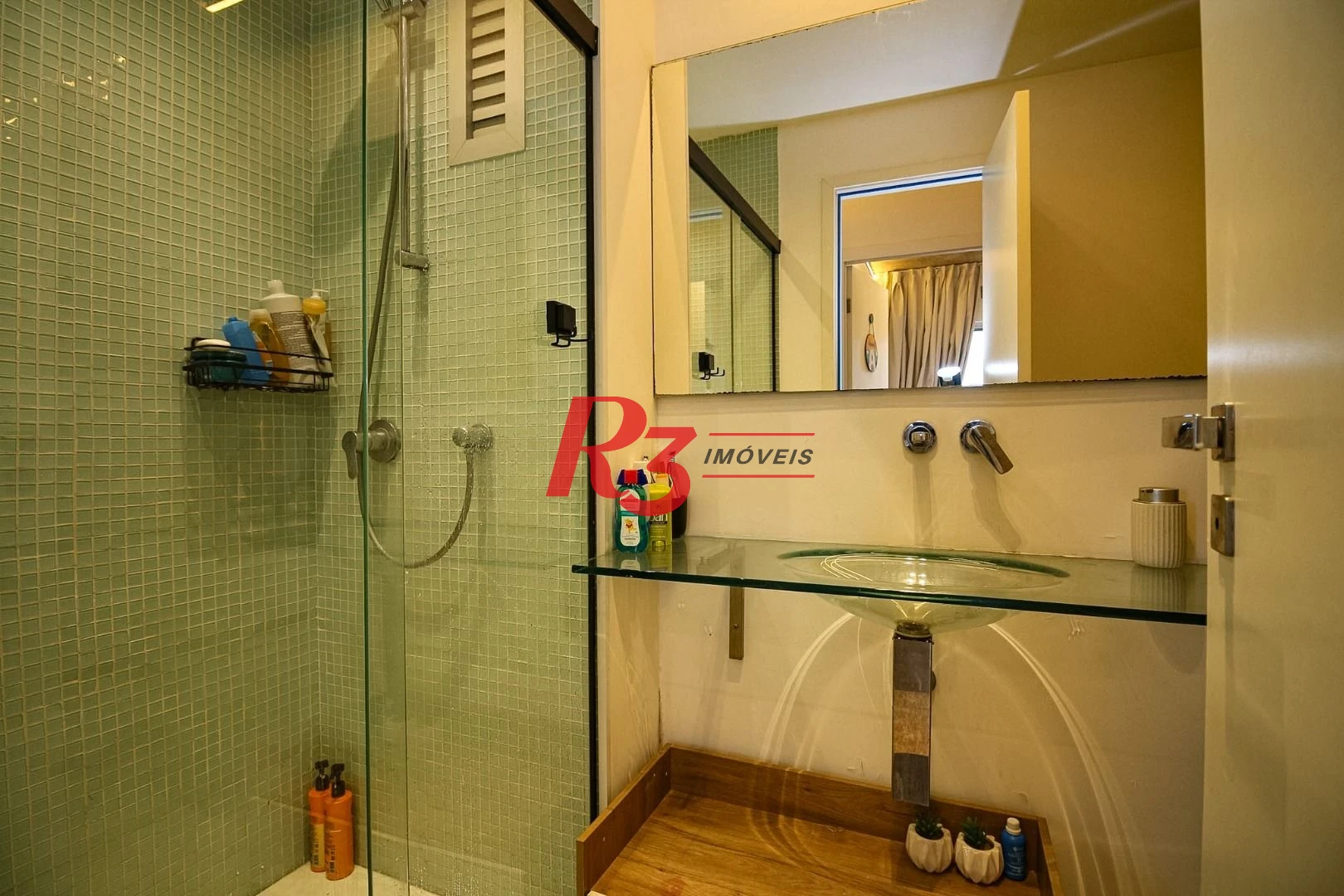Apartamento à venda, 74 m² por R$ 940.000,00 - Embaré - Santos/SP