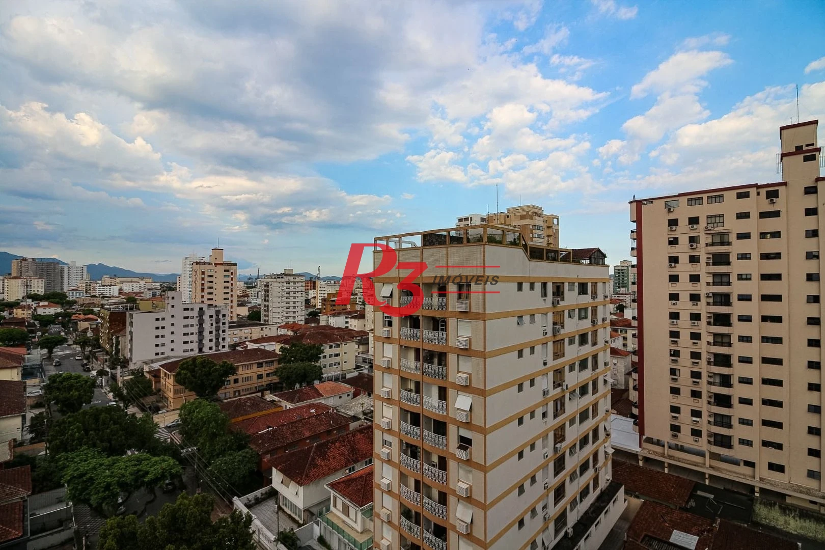 Apartamento à venda, 74 m² por R$ 940.000,00 - Embaré - Santos/SP