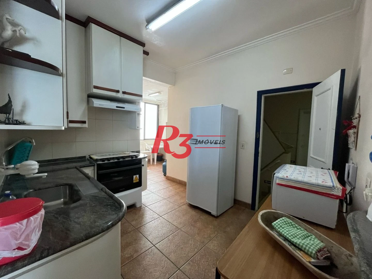 Apartamento à venda, 140 m² por R$ 890.000,00 - Pitangueiras - Guarujá/SP