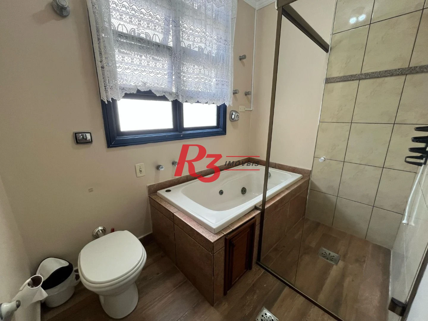 Apartamento à venda, 140 m² por R$ 890.000,00 - Pitangueiras - Guarujá/SP