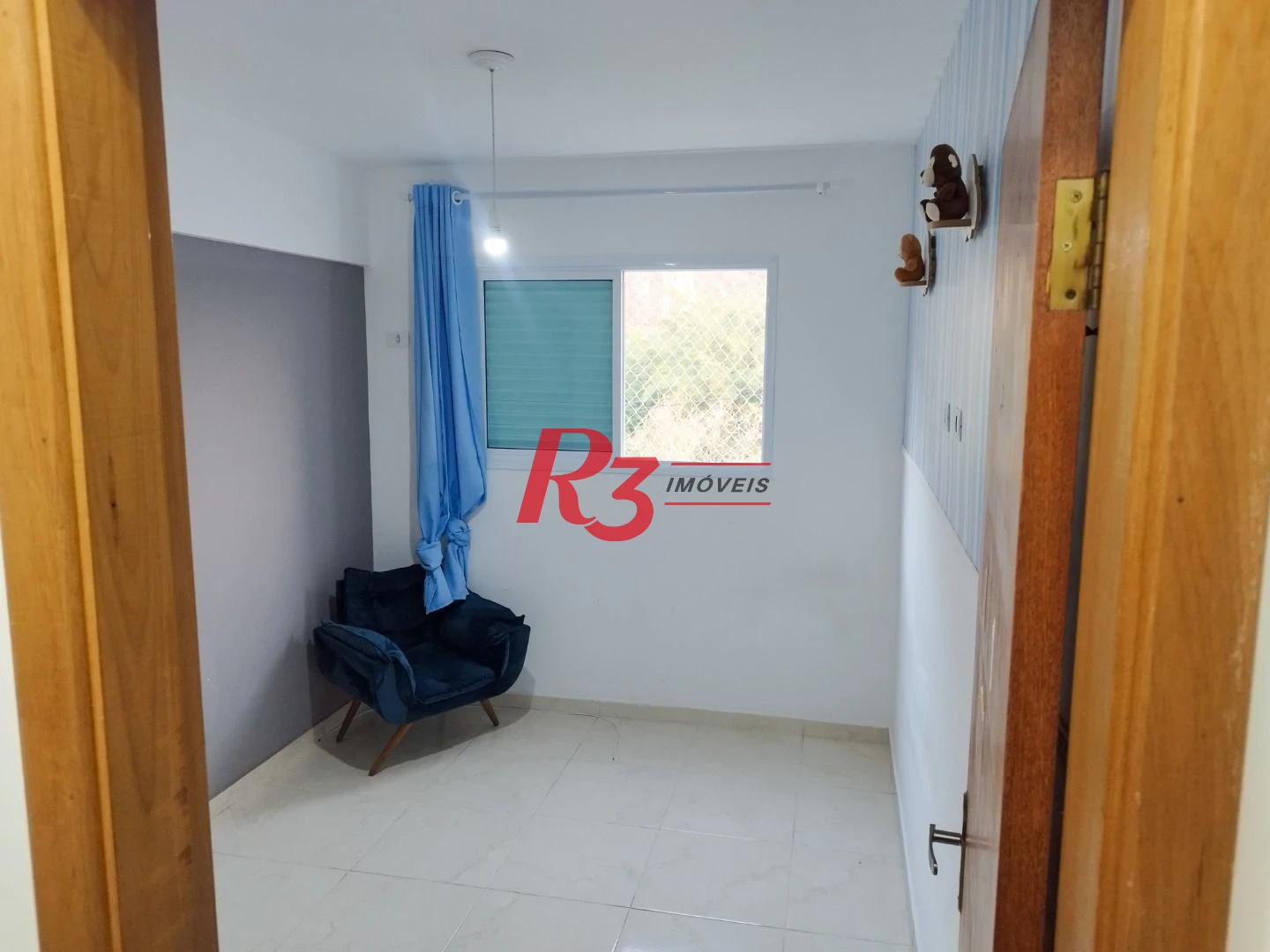 Apartamento com 2 dormitórios à venda, 58 m² por R$ 282.000,00 - Vila Voturuá - São Vicente/SP