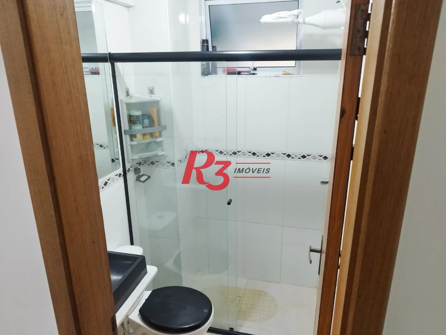 Apartamento com 2 dormitórios à venda, 58 m² por R$ 282.000,00 - Vila Voturuá - São Vicente/SP