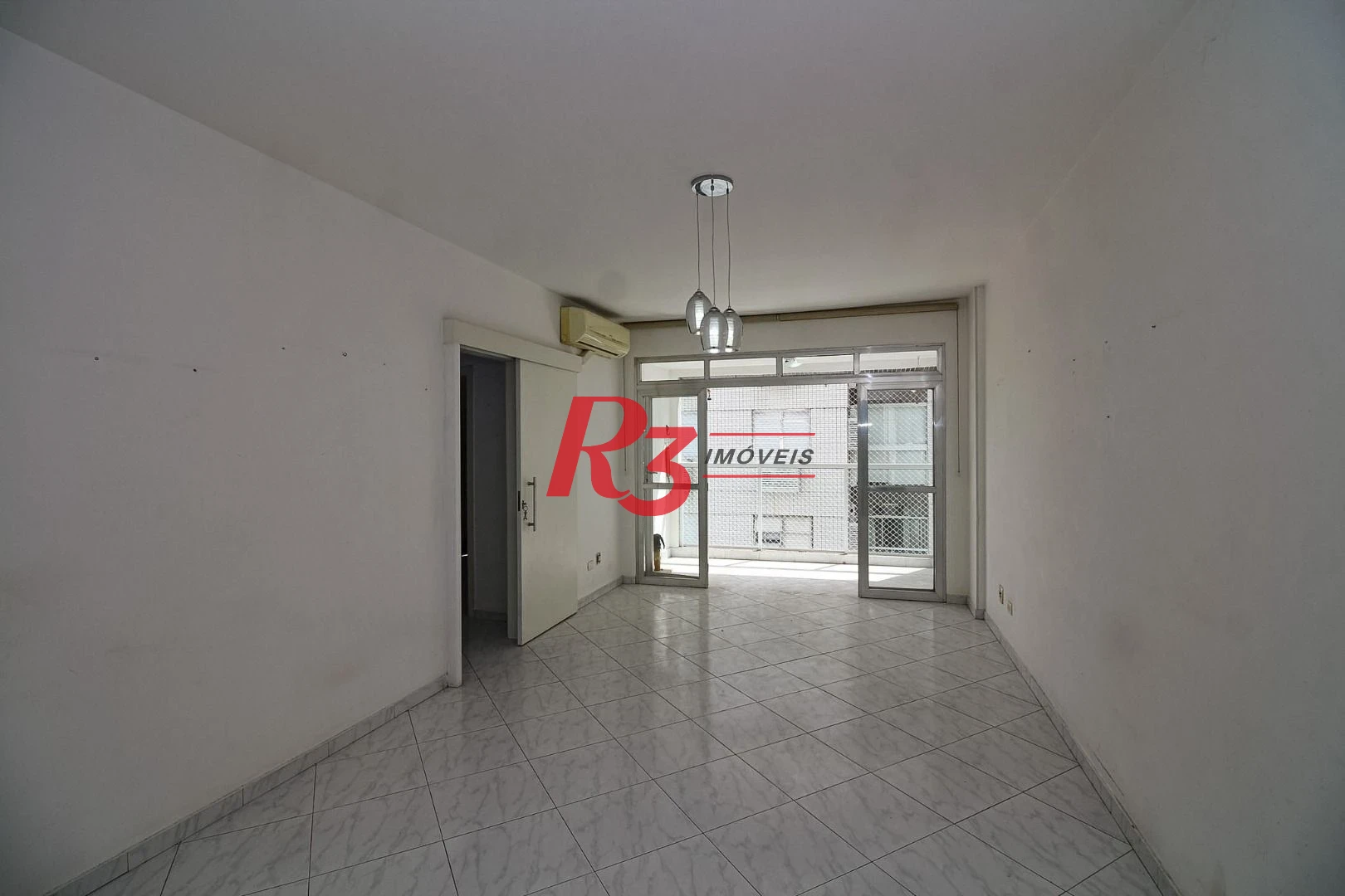 Apartamento com 2 dormitórios à venda, 110 m² por R$ 940.000,00 - Aparecida - Santos/SP