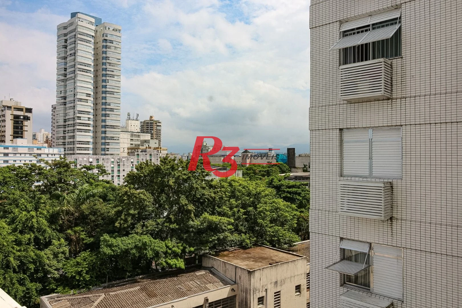 Apartamento com 2 dormitórios à venda, 110 m² por R$ 940.000,00 - Aparecida - Santos/SP