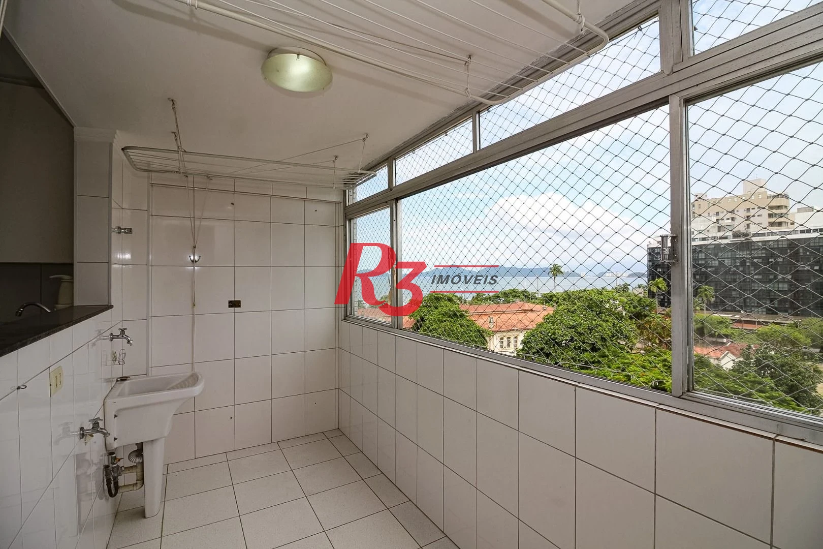 Apartamento com 2 dormitórios à venda, 110 m² por R$ 940.000,00 - Aparecida - Santos/SP