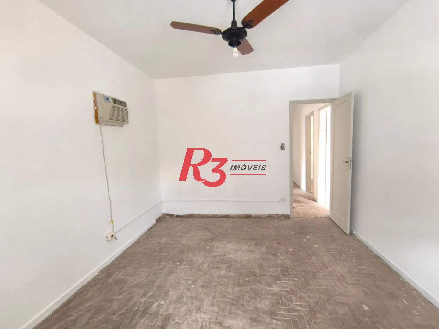 Apartamento com 3 dormitórios à venda, 80 m² por R$ 410.000,00 - Marapé - Santos/SP
