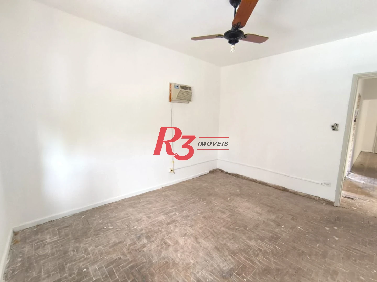 Apartamento com 3 dormitórios à venda, 80 m² por R$ 410.000,00 - Marapé - Santos/SP