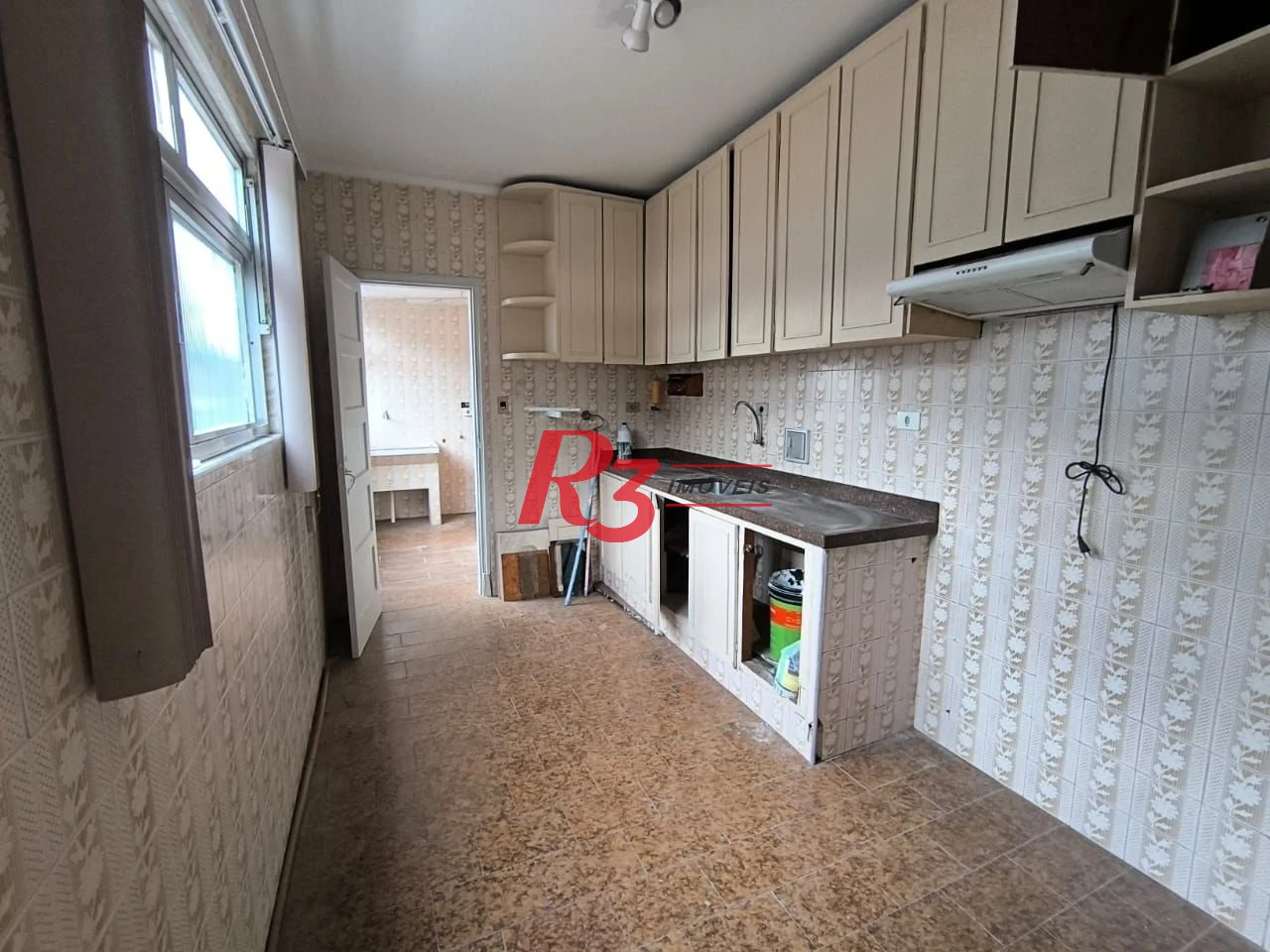 Apartamento com 3 dormitórios à venda, 80 m² por R$ 410.000,00 - Marapé - Santos/SP
