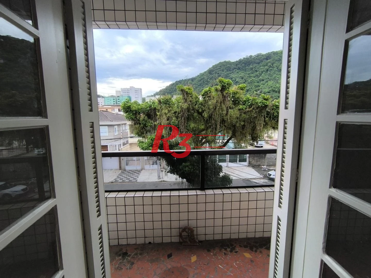 Apartamento com 3 dormitórios à venda, 80 m² por R$ 410.000,00 - Marapé - Santos/SP