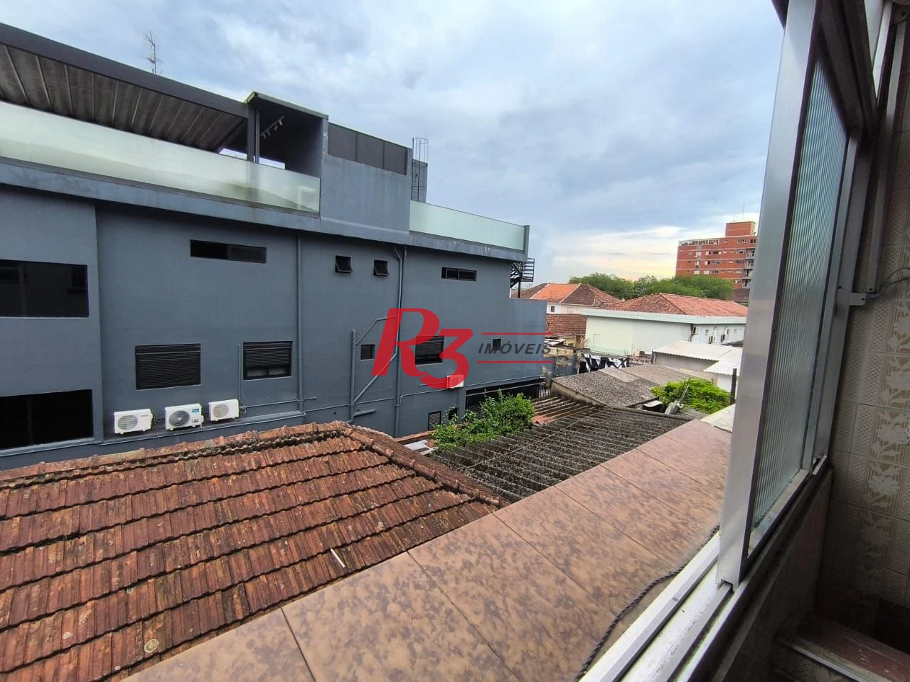 Apartamento com 3 dormitórios à venda, 80 m² por R$ 410.000,00 - Marapé - Santos/SP